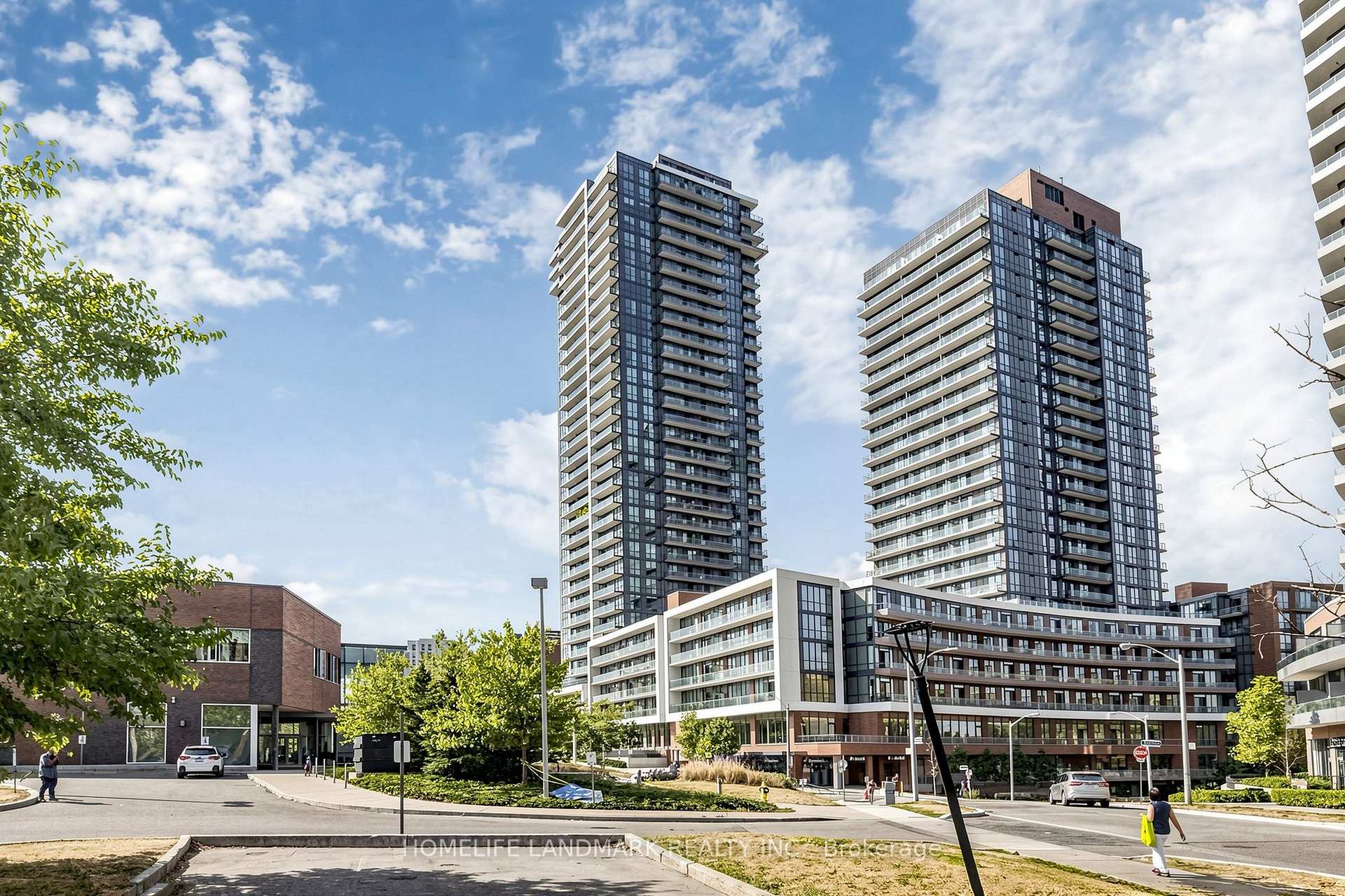 Front of Unit 2610, 32 Forest Manor Road