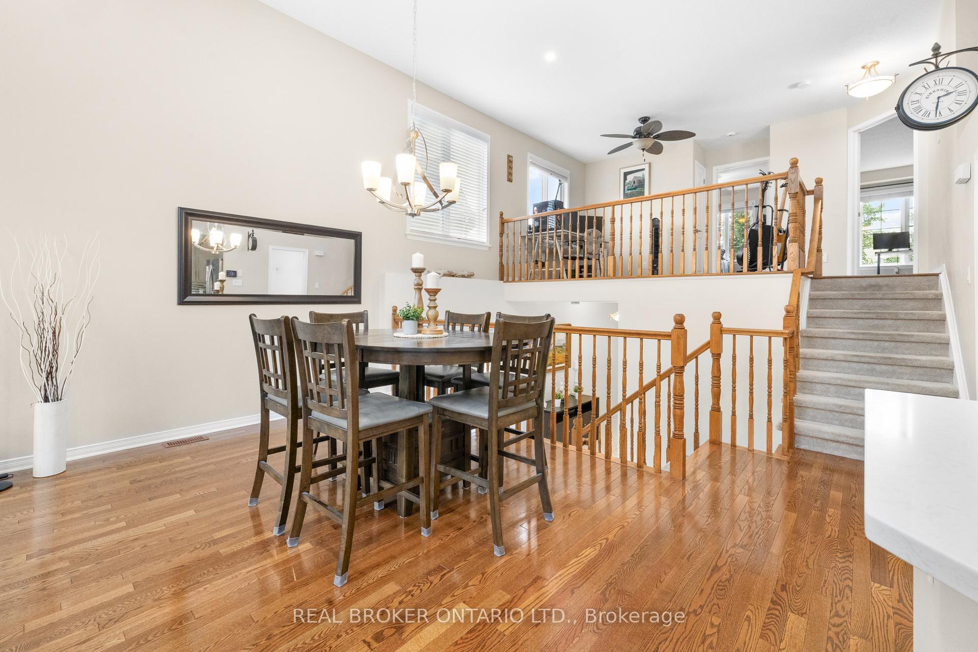 Photo 11 of 132 Macassa Circle, Ottawa, Kanata - Kanata Lakes/Heritage Hills — HOMEH