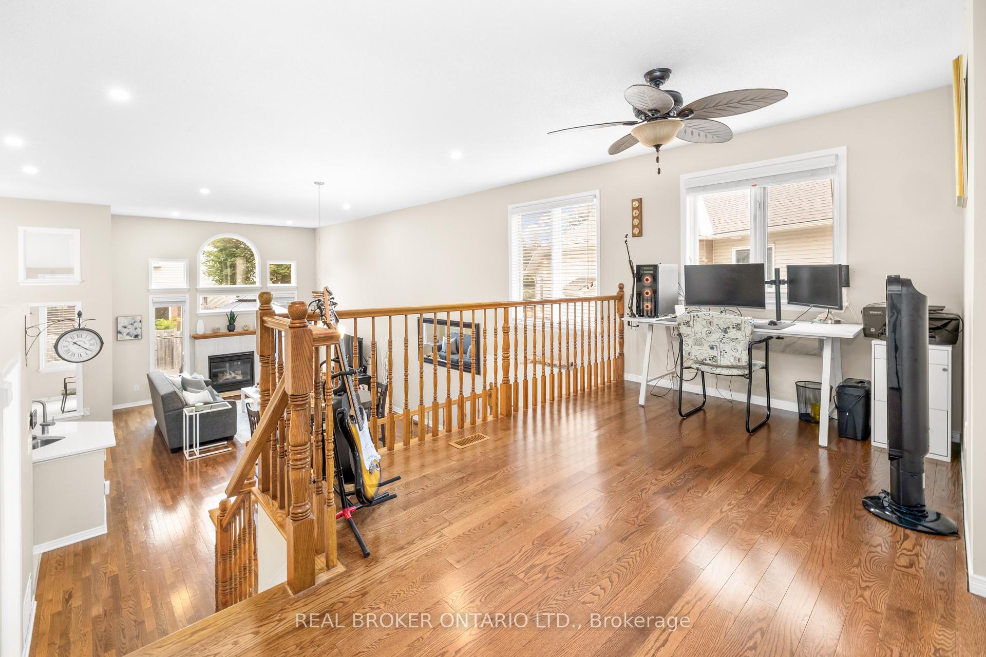 Photo 32 of 132 Macassa Circle, Ottawa, Kanata - Kanata Lakes/Heritage Hills — HOMEH