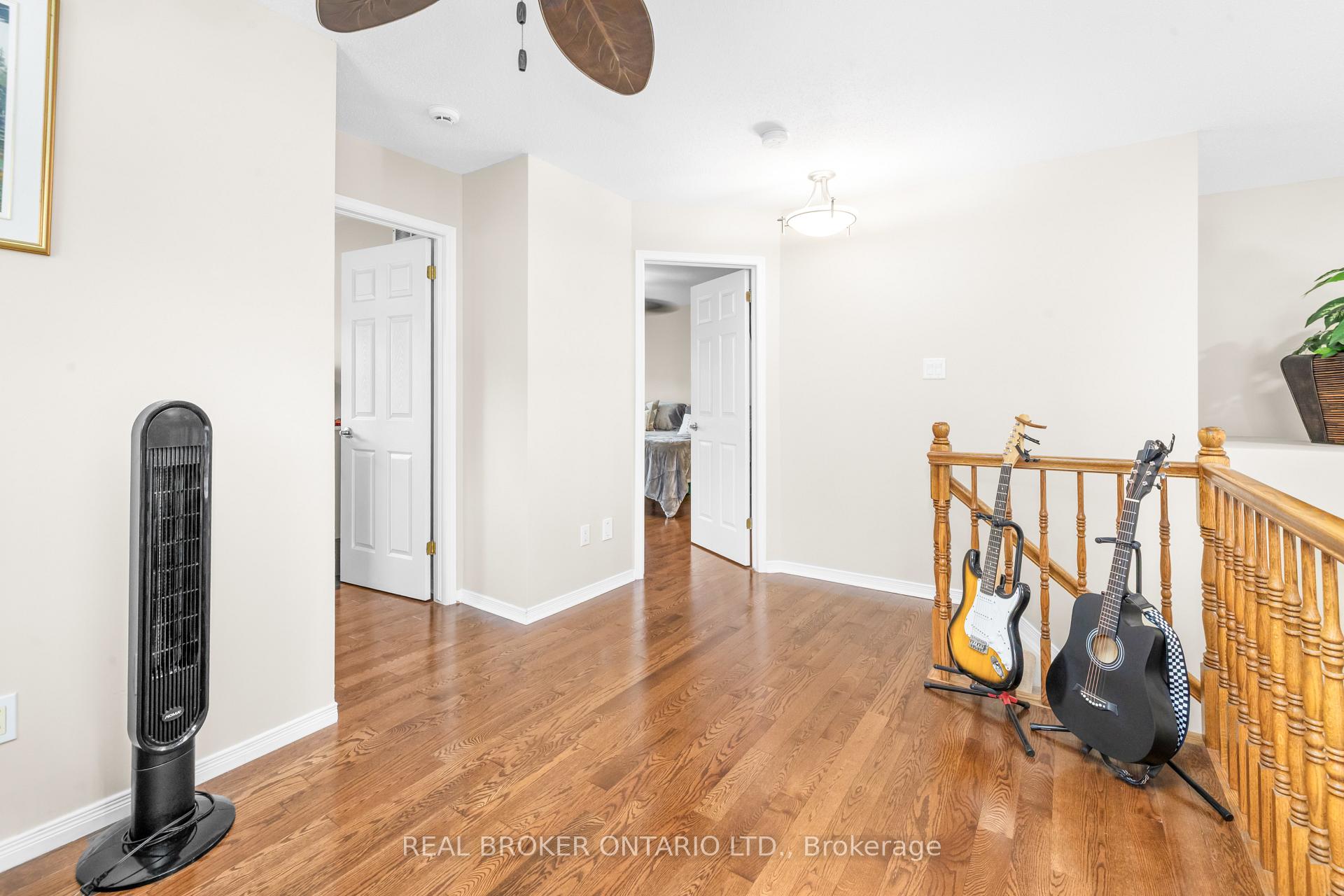 Photo 34 of 132 Macassa Circle, Ottawa, Kanata - Kanata Lakes/Heritage Hills — HOMEH