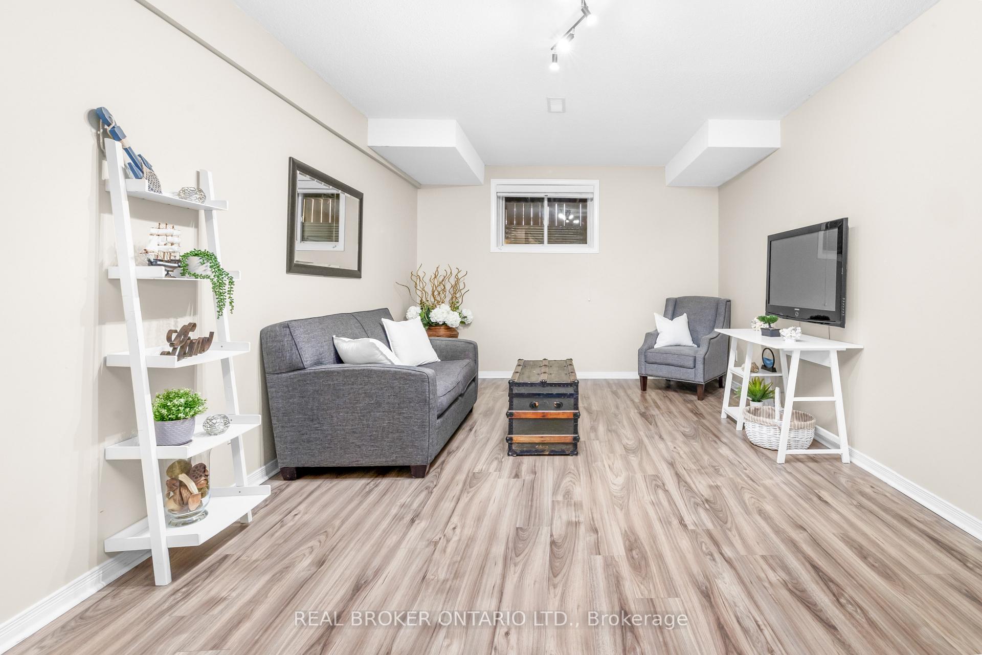 Photo 44 of 132 Macassa Circle, Ottawa, Kanata - Kanata Lakes/Heritage Hills — HOMEH