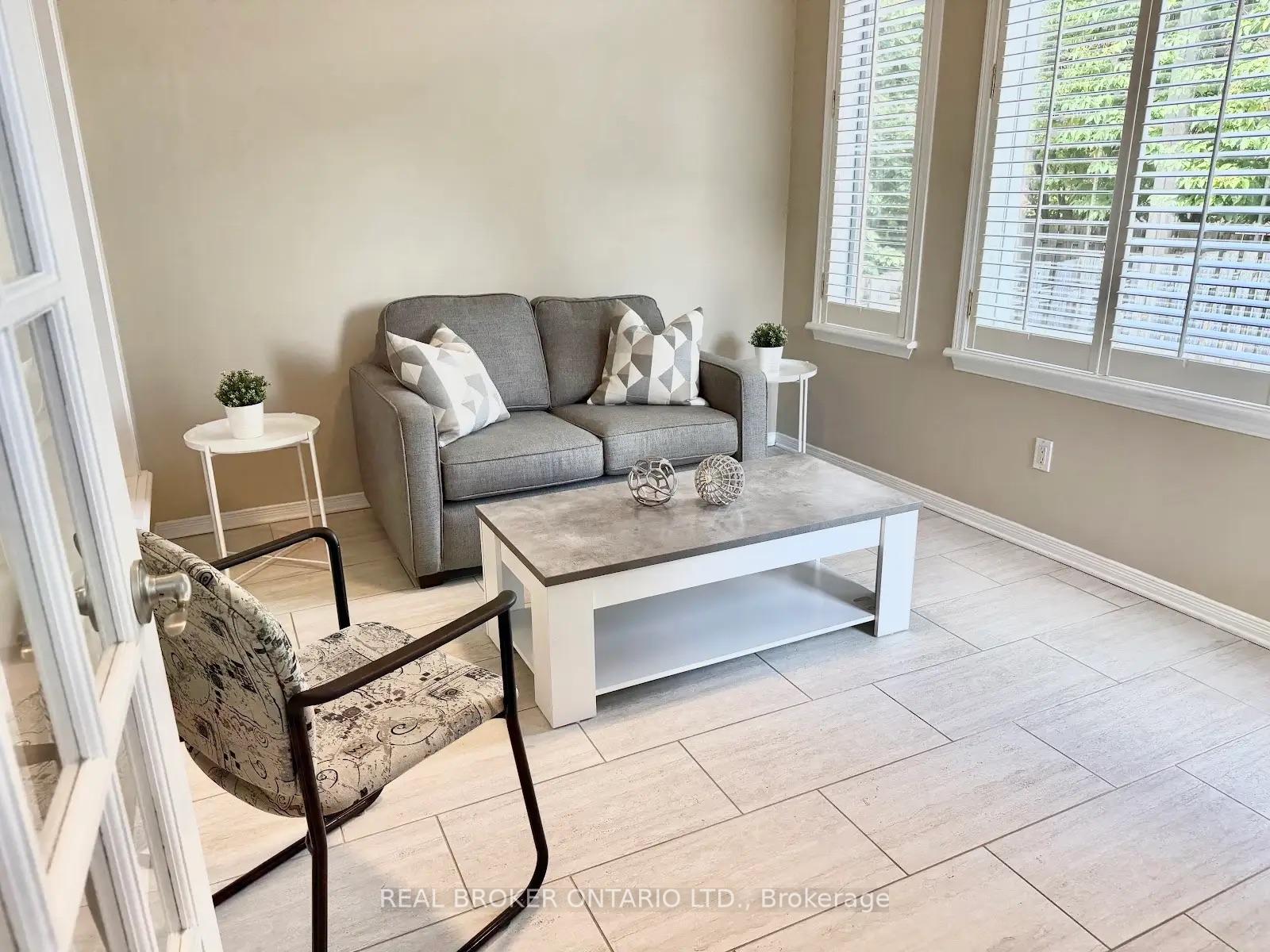 Photo 18 of 132 Macassa Circle, Ottawa, Kanata - Kanata Lakes/Heritage Hills — HOMEH