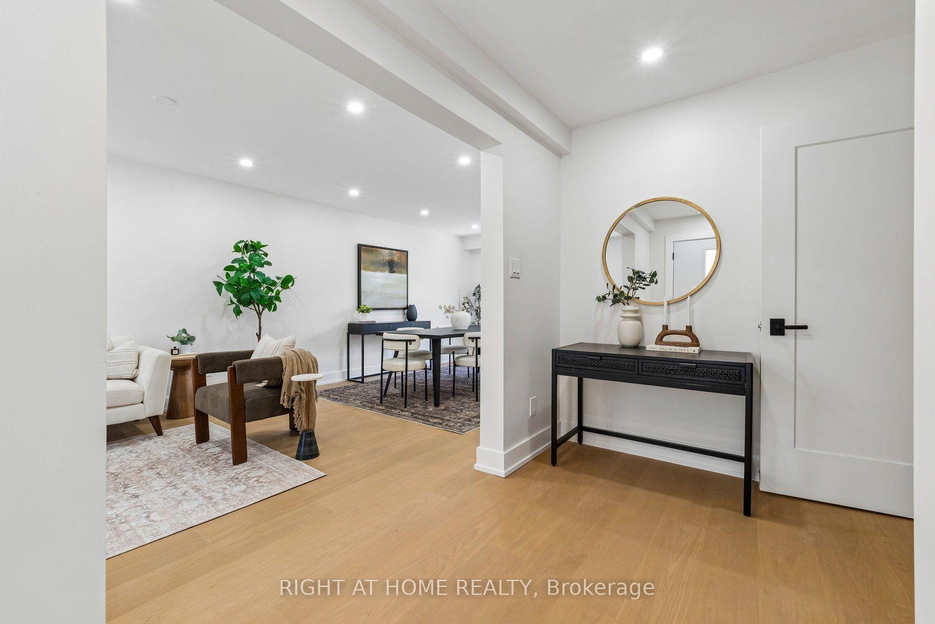 Photo 3 of 16 Ian Fleming Crescent, Whitby, Rolling Acres — HOMEH