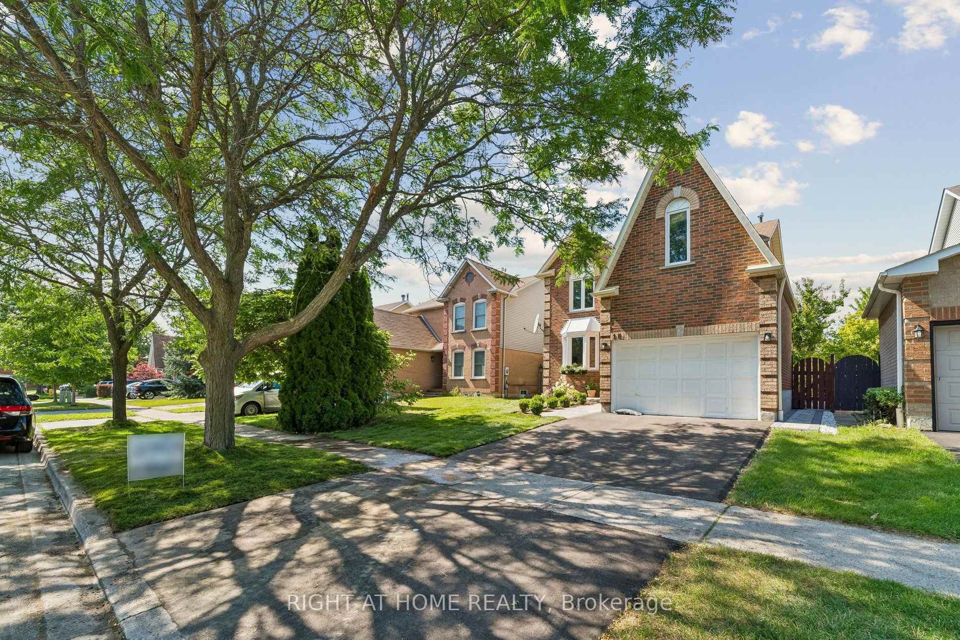 Photo 28 of 16 Ian Fleming Crescent, Whitby, Rolling Acres — HOMEH