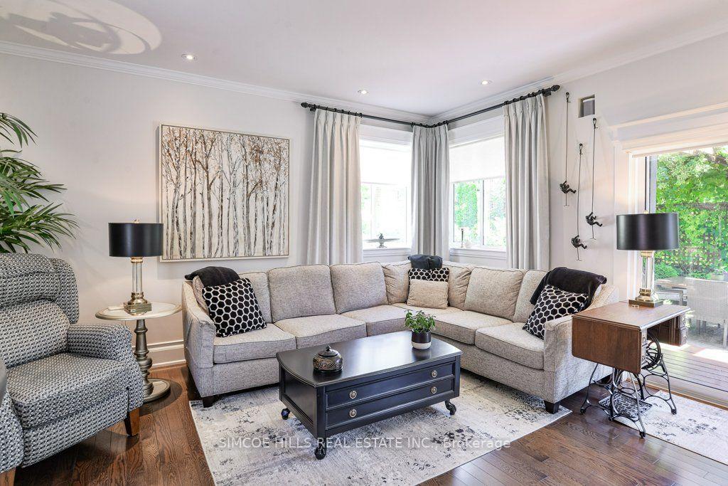 Photo 10 of 192 John Street, Orillia — HOMEH