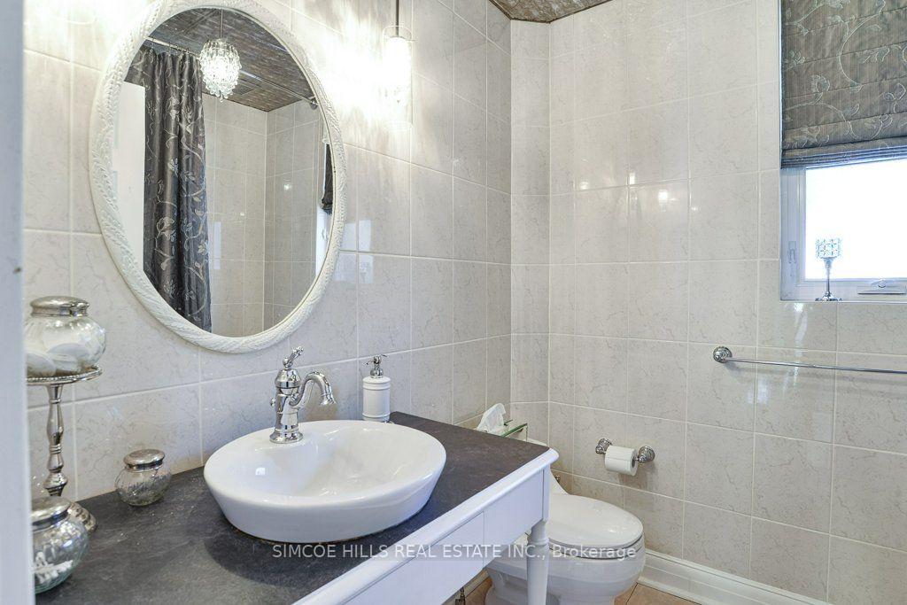 Photo 16 of 192 John Street, Orillia — HOMEH