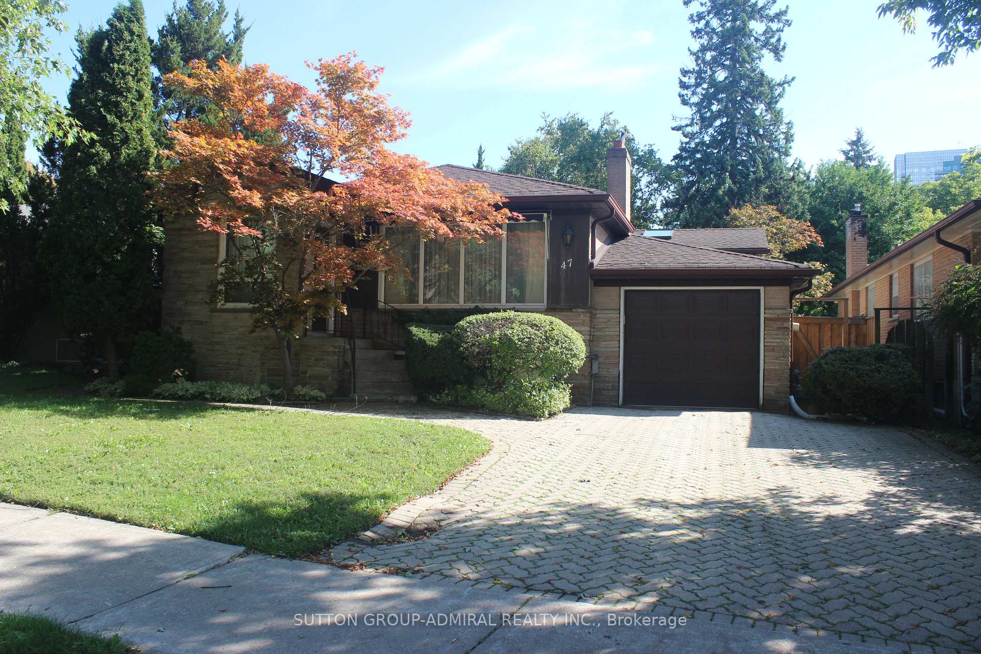 Photo 2 of 47 Talbot Road, North York, Newtonbrook West — HOMEH