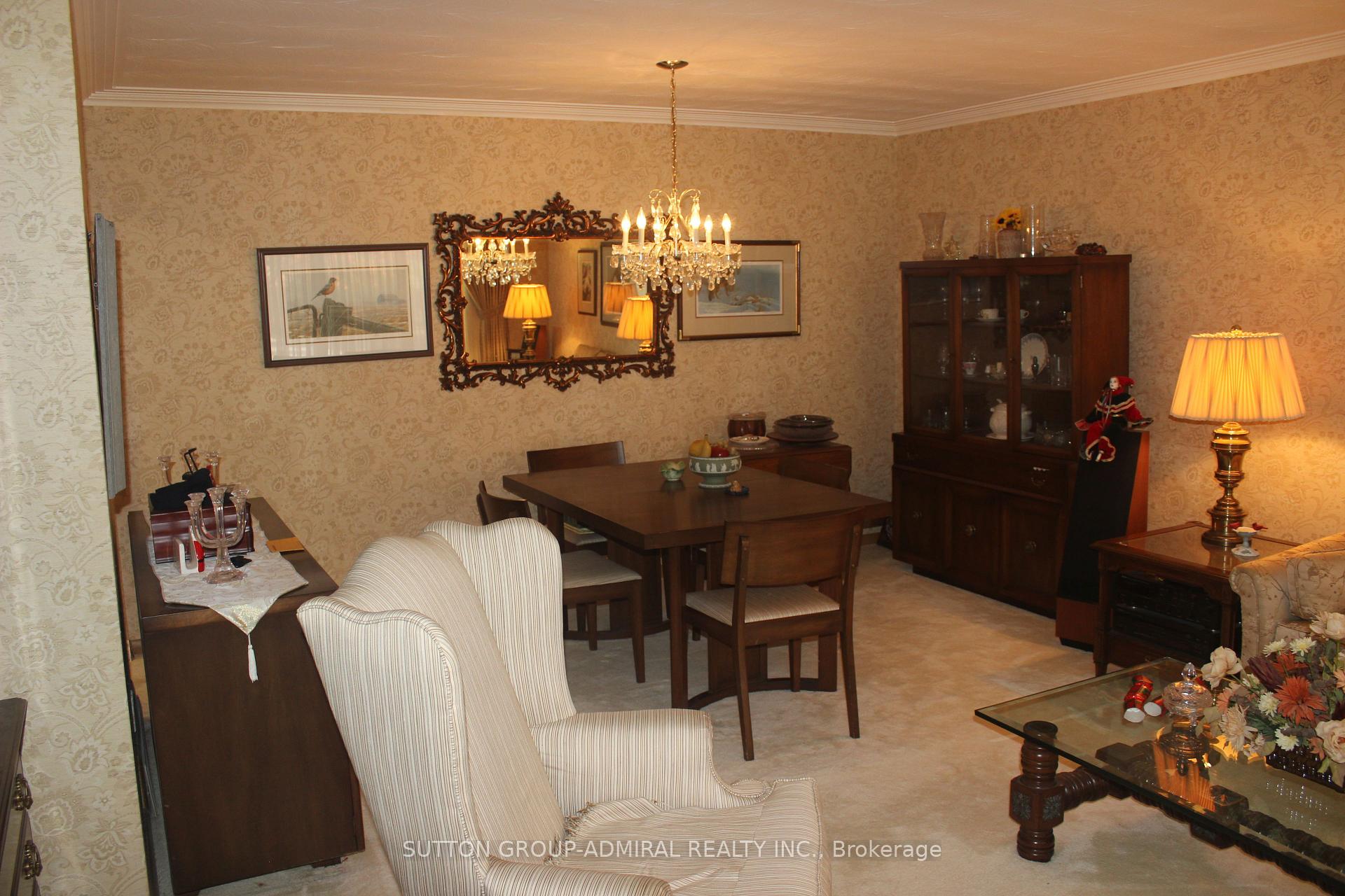 Photo 6 of 47 Talbot Road, North York, Newtonbrook West — HOMEH
