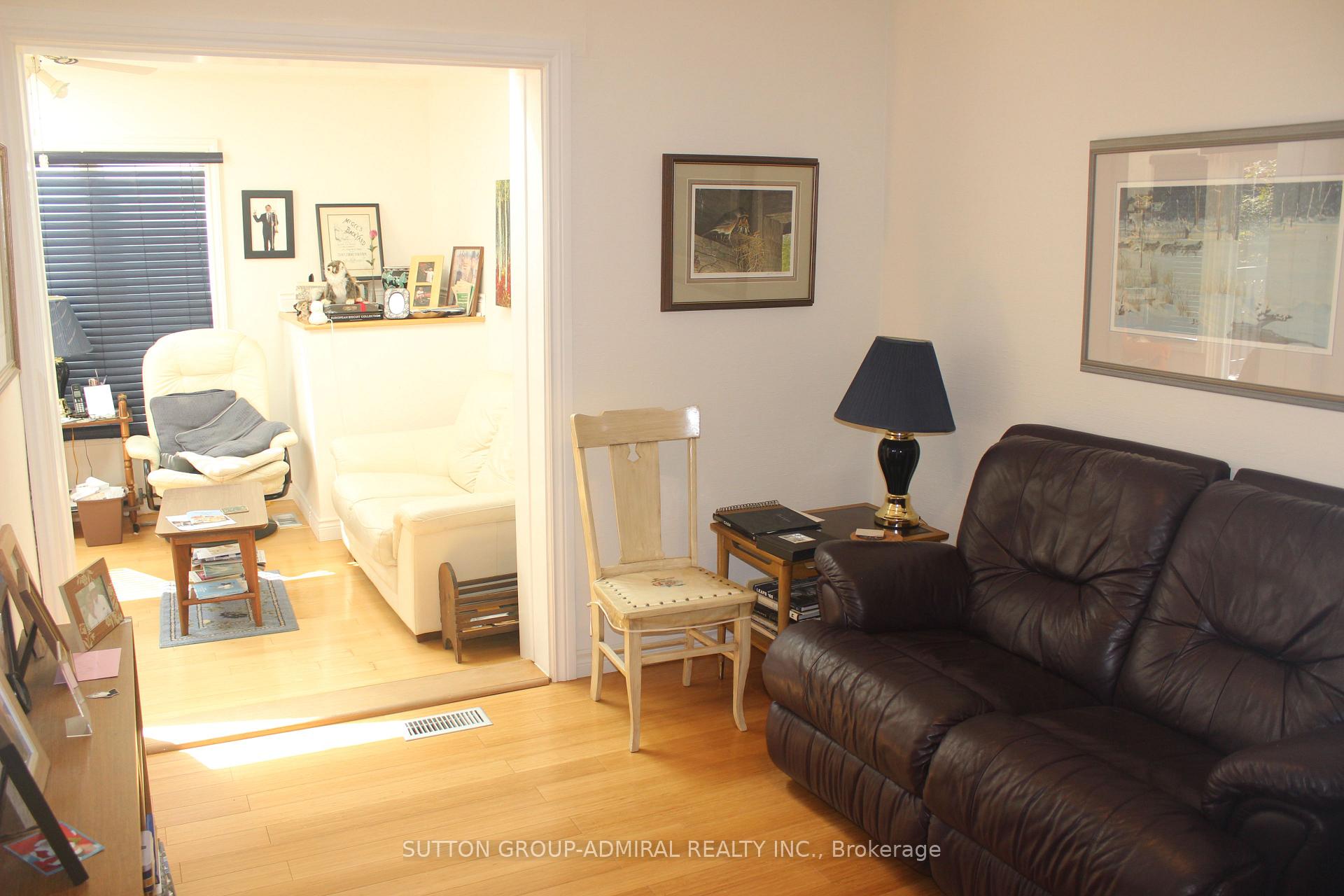 Photo 27 of 47 Talbot Road, North York, Newtonbrook West — HOMEH