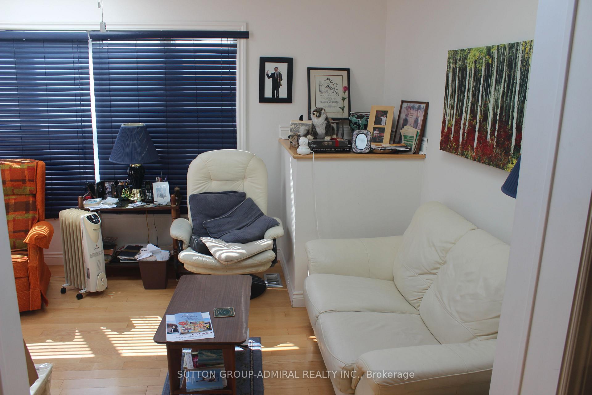 Photo 33 of 47 Talbot Road, North York, Newtonbrook West — HOMEH