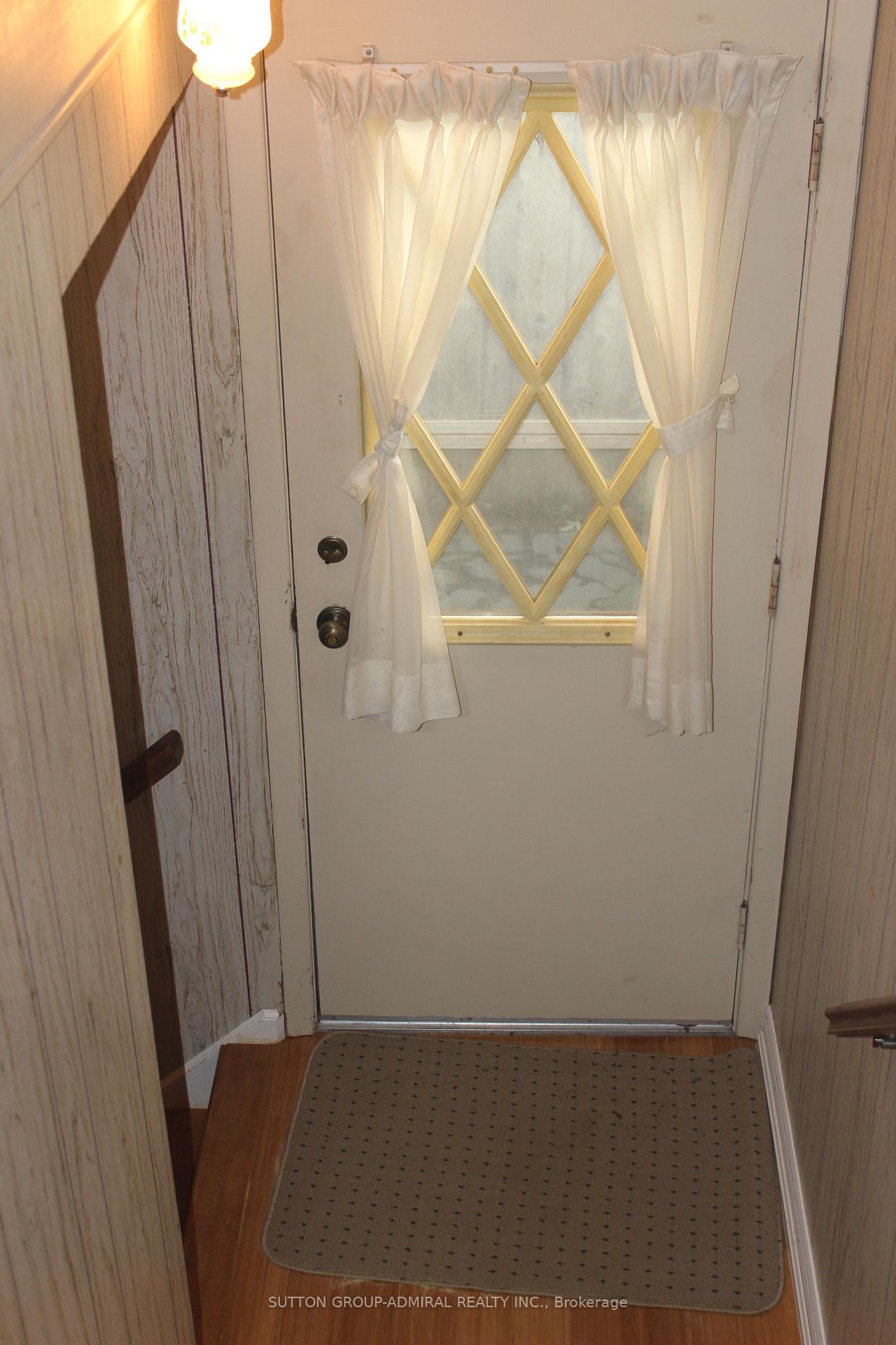 Photo 37 of 47 Talbot Road, North York, Newtonbrook West — HOMEH