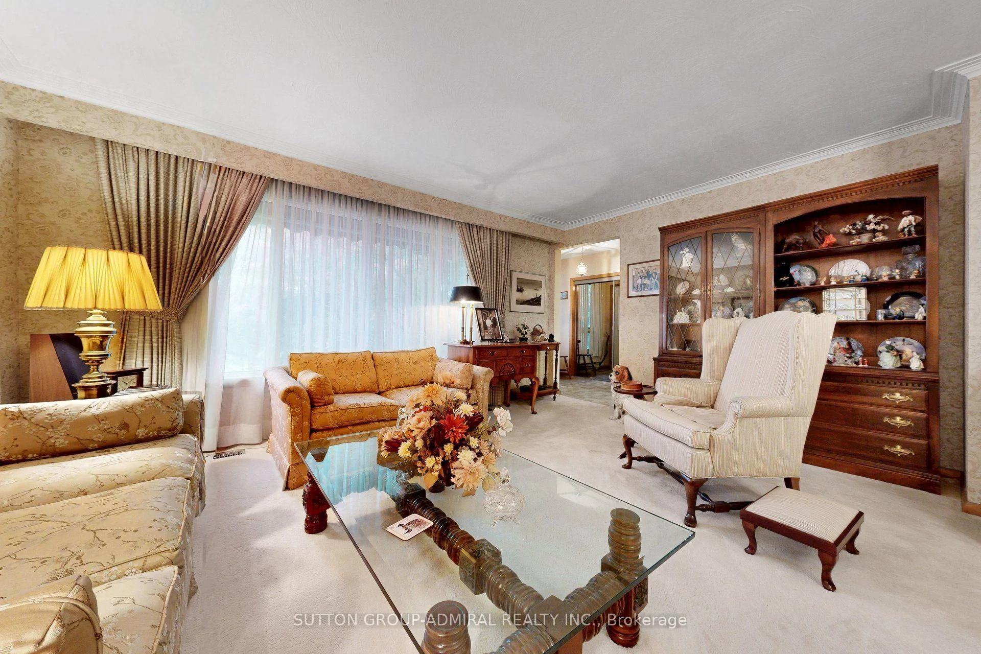 Photo 22 of 47 Talbot Road, North York, Newtonbrook West — HOMEH