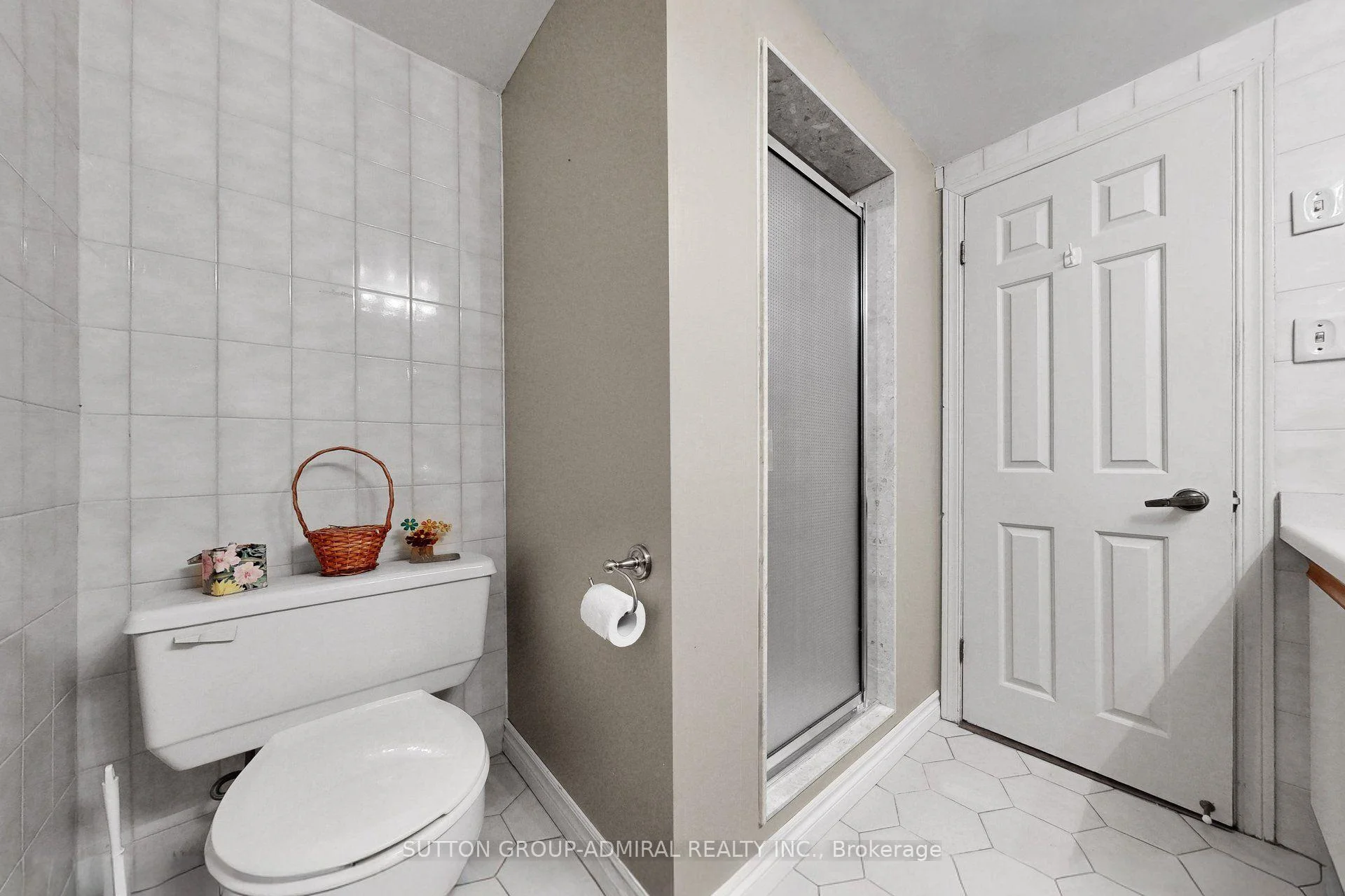 Photo 72 of 47 Talbot Road, North York, Newtonbrook West — HOMEH