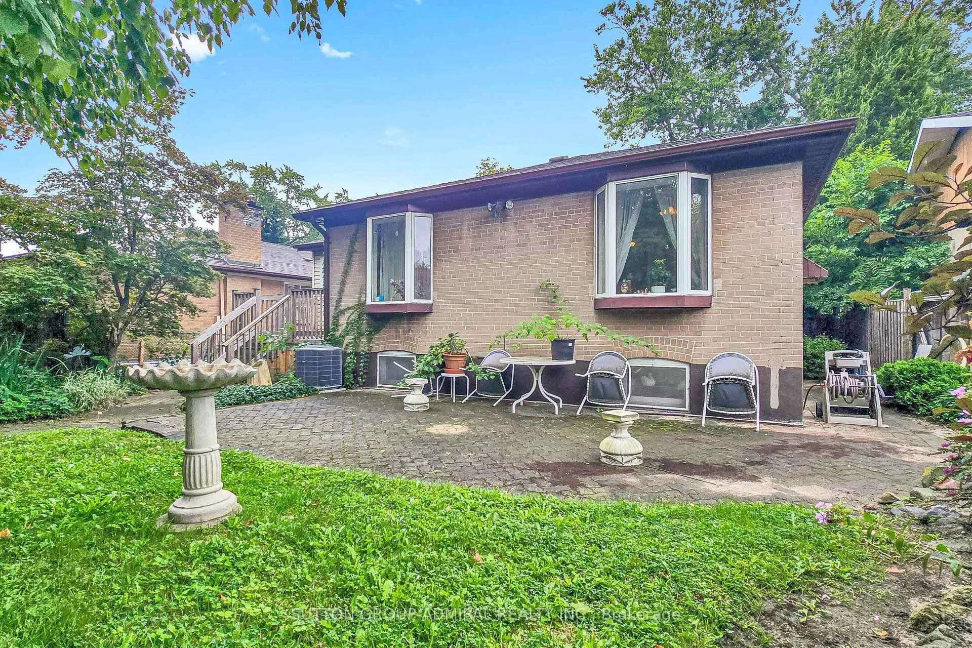 Photo 77 of 47 Talbot Road, North York, Newtonbrook West — HOMEH