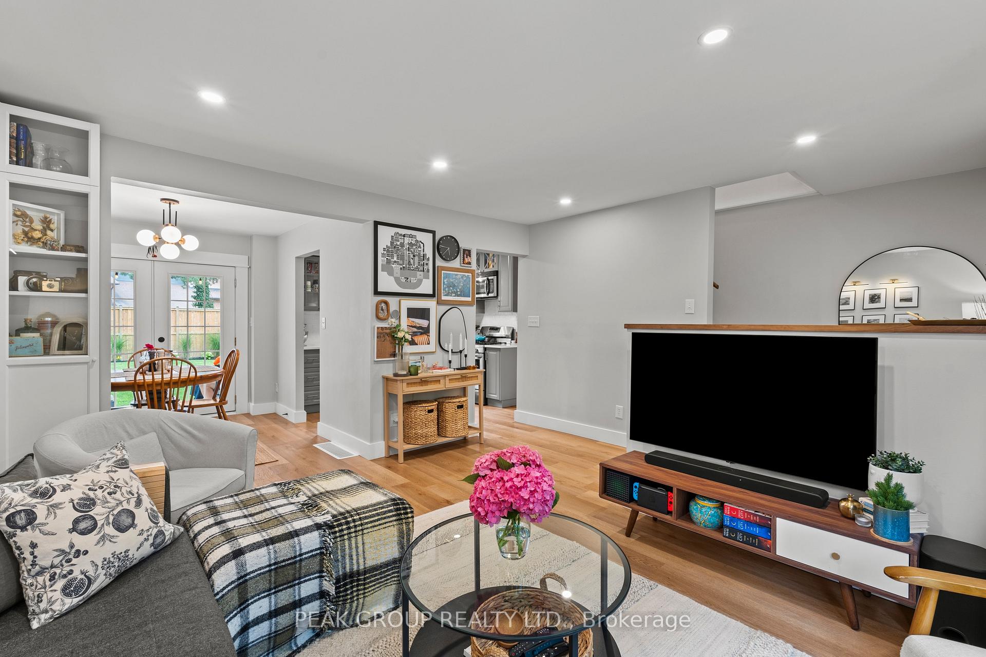 Photo 10 of 37 Elma Street, St. Catharines, Lakeport — HOMEH