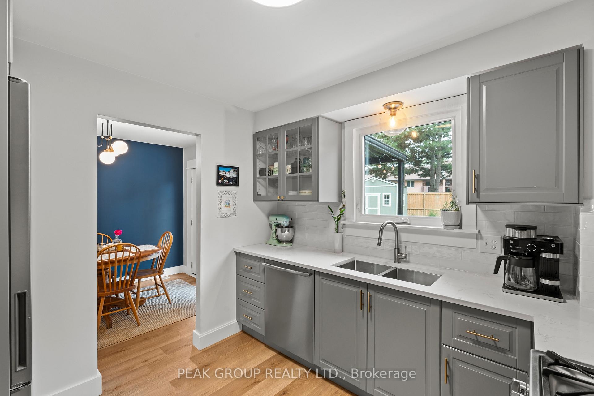 Photo 12 of 37 Elma Street, St. Catharines, Lakeport — HOMEH