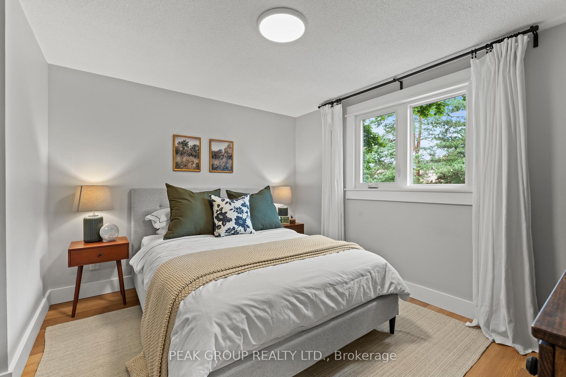 Photo 17 of 37 Elma Street, St. Catharines, Lakeport — HOMEH