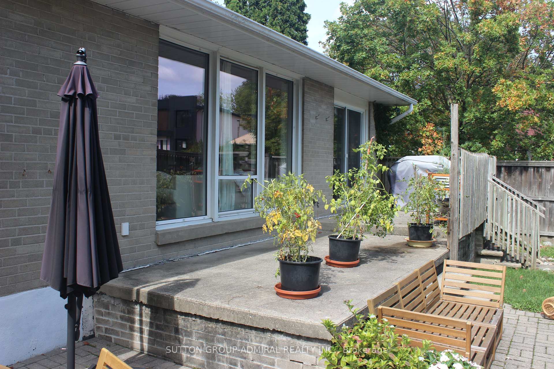 Photo 22 of 49 Talbot Road, North York, Newtonbrook West — HOMEH