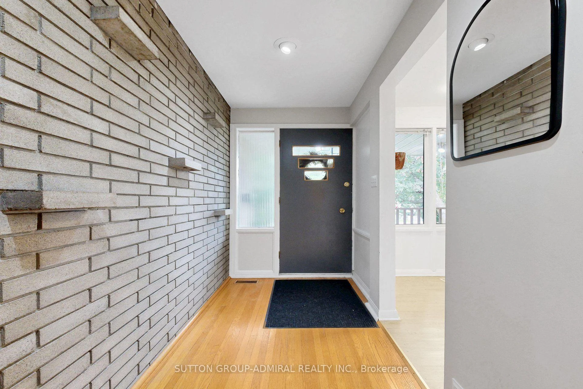 Photo 45 of 49 Talbot Road, North York, Newtonbrook West — HOMEH