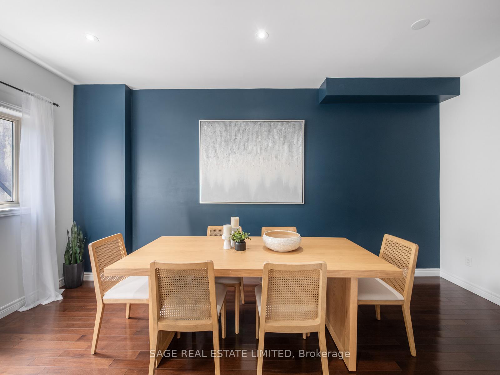 Photo 9 of 251A Chisholm Avenue, Toronto, Woodbine-Lumsden — HOMEH