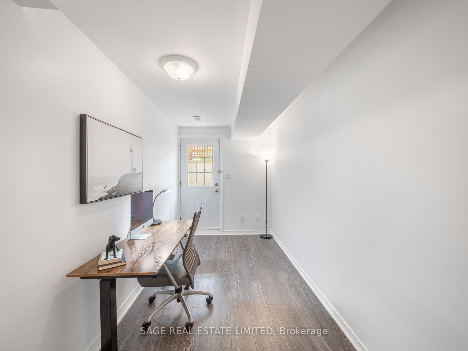 Photo 25 of 251A Chisholm Avenue, Toronto, Woodbine-Lumsden — HOMEH