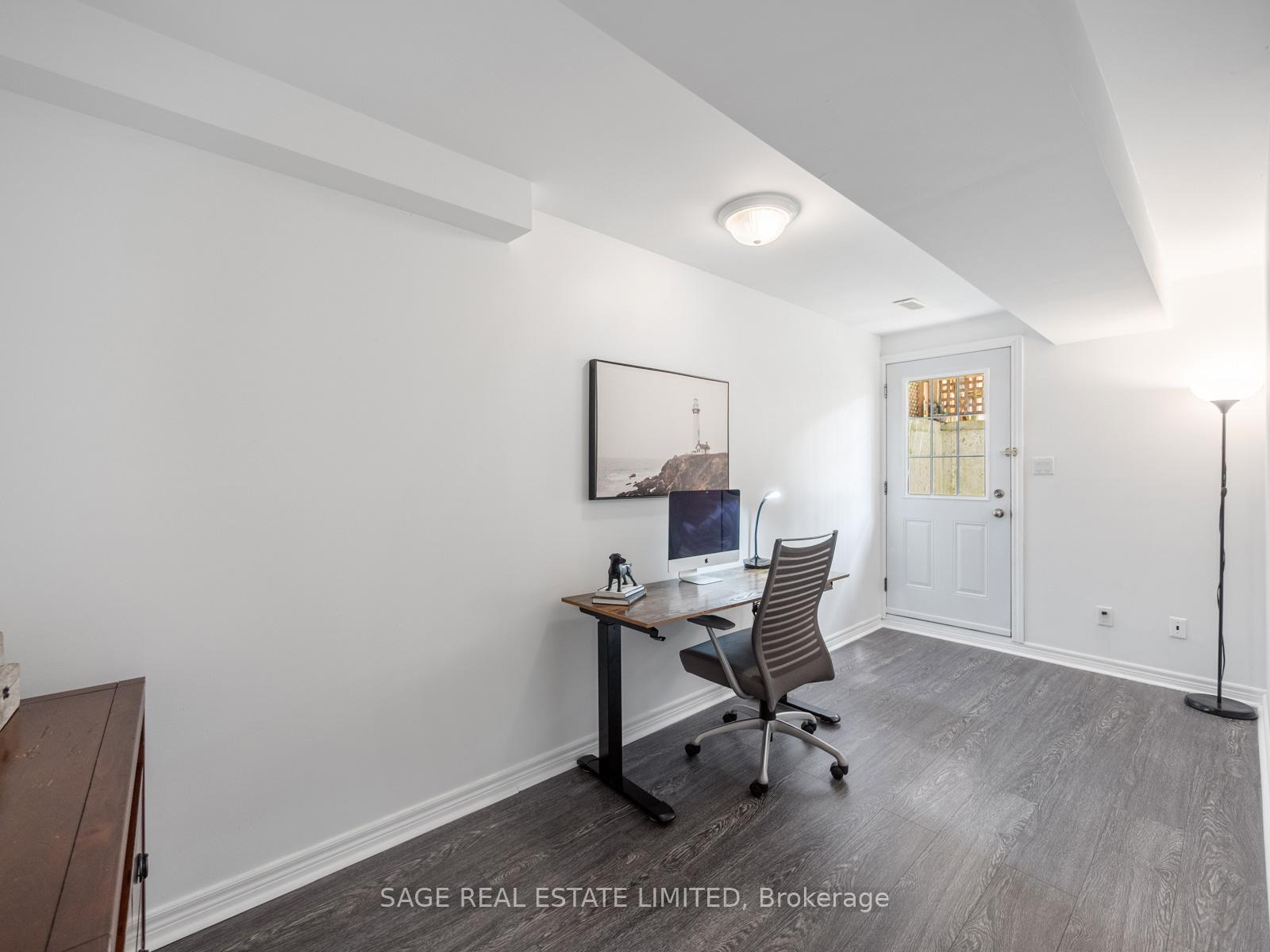 Photo 24 of 251A Chisholm Avenue, Toronto, Woodbine-Lumsden — HOMEH
