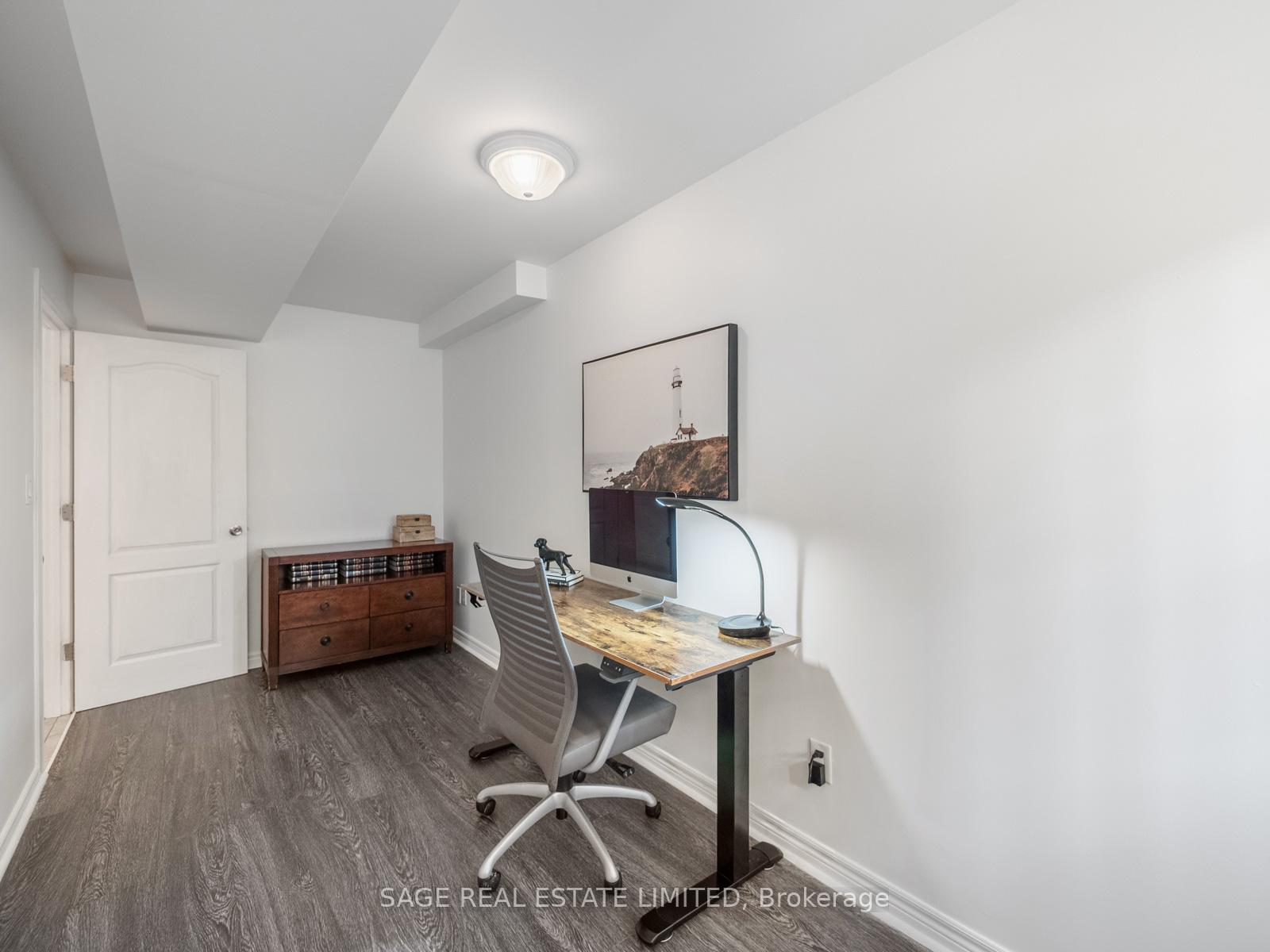 Photo 26 of 251A Chisholm Avenue, Toronto, Woodbine-Lumsden — HOMEH