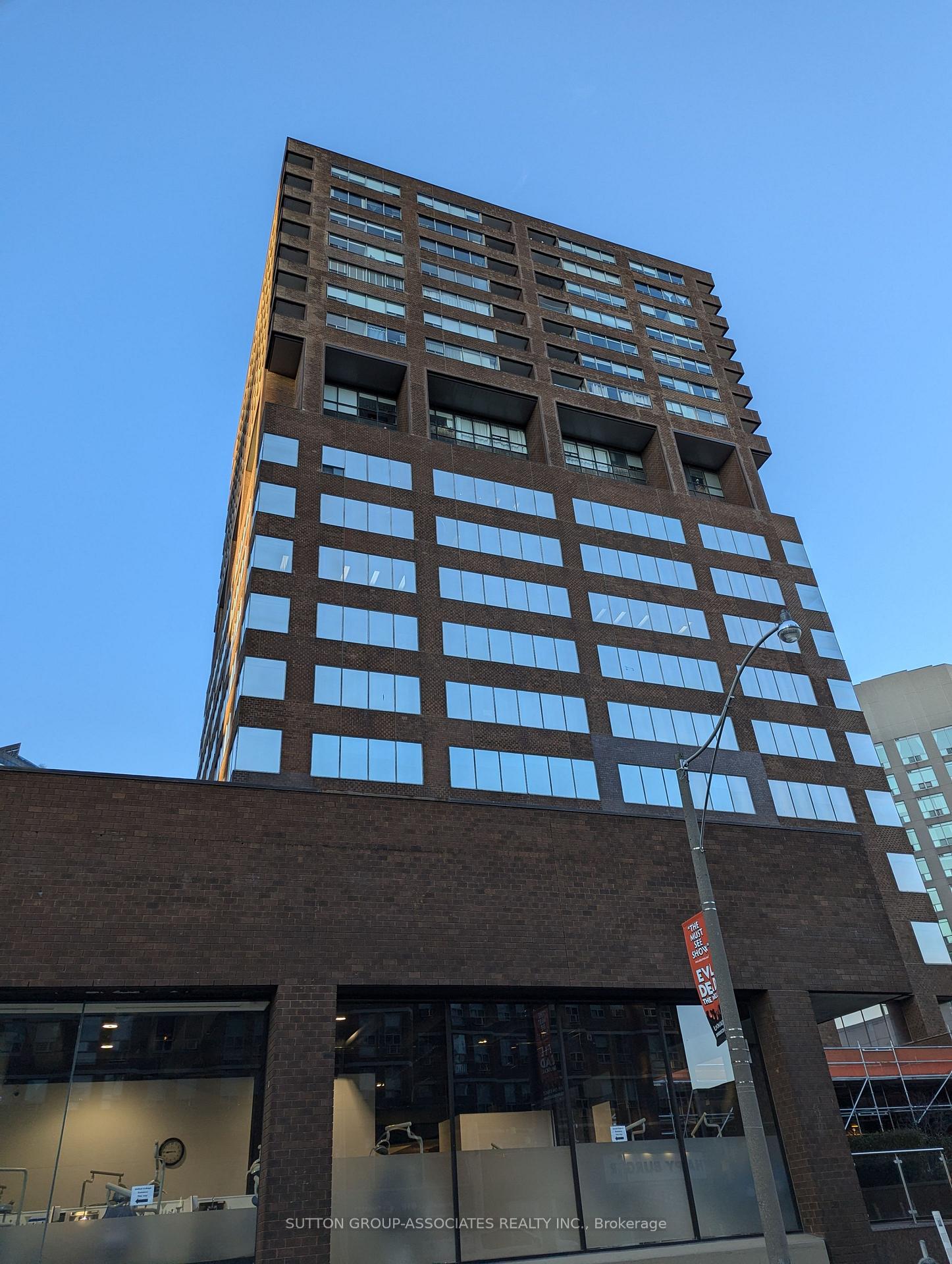 Photo 1 of Unit 2004, 914 Yonge Street, Toronto, The Annex — HOMEH