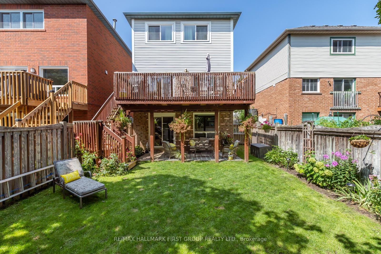 Photo 22 of 39 Bach Avenue, Whitby, Rolling Acres — HOMEH