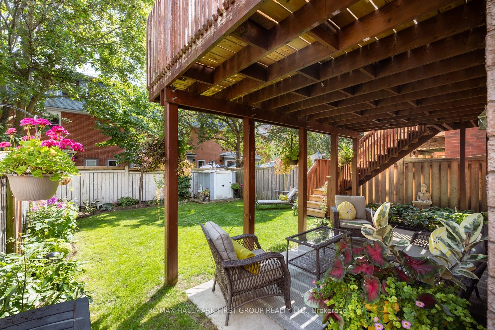 Photo 24 of 39 Bach Avenue, Whitby, Rolling Acres — HOMEH