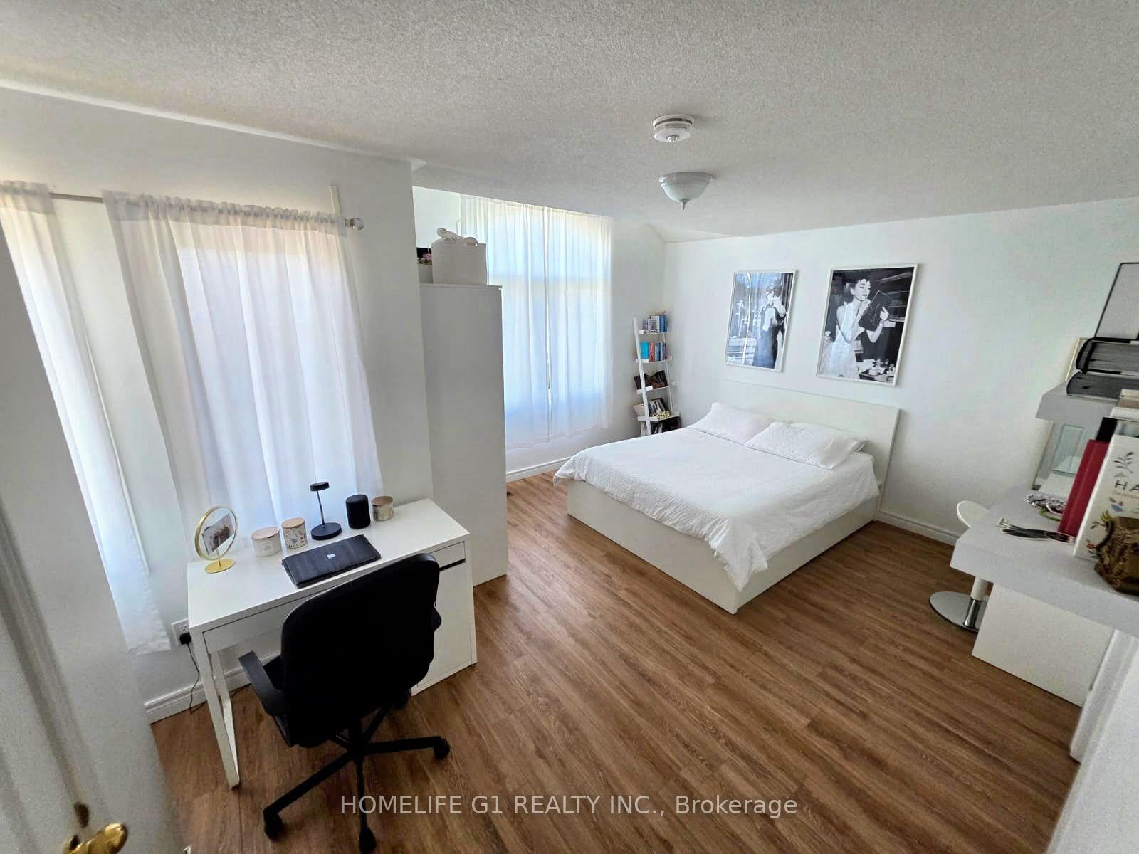 Photo 19 of 62 Dewside Drive, Brampton, Sandringham-Wellington — HOMEH