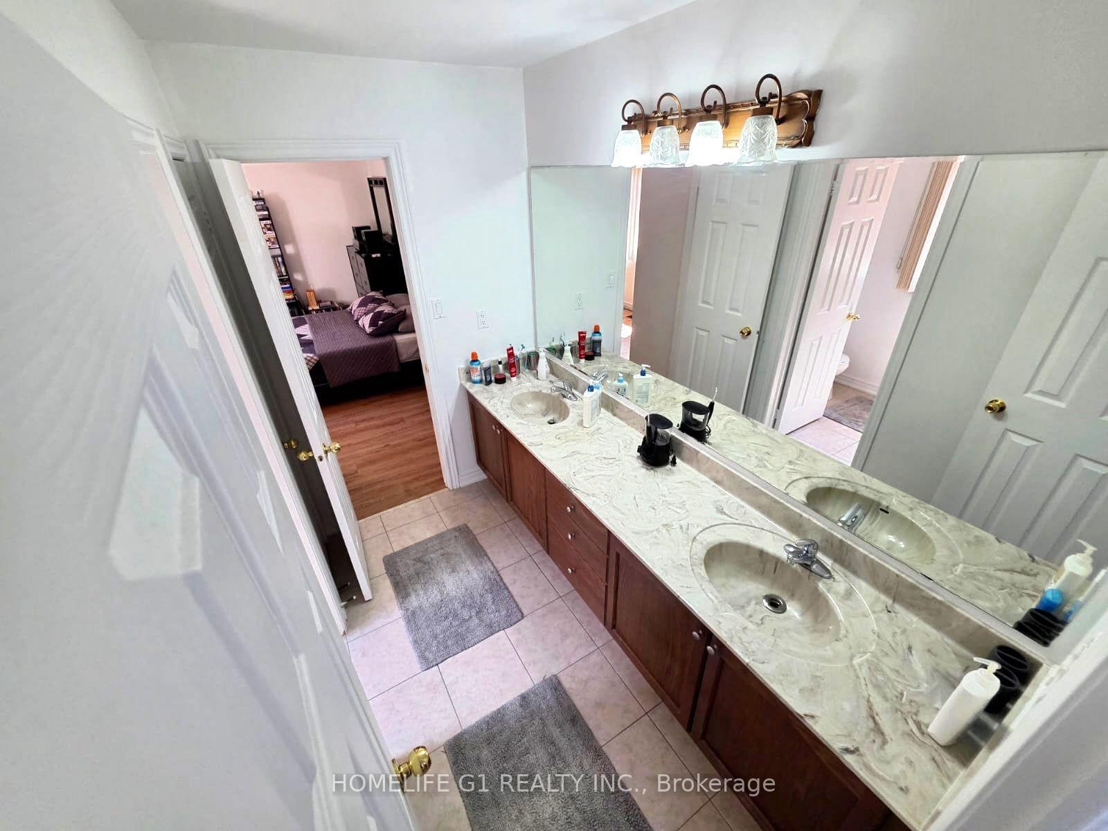 Photo 21 of 62 Dewside Drive, Brampton, Sandringham-Wellington — HOMEH