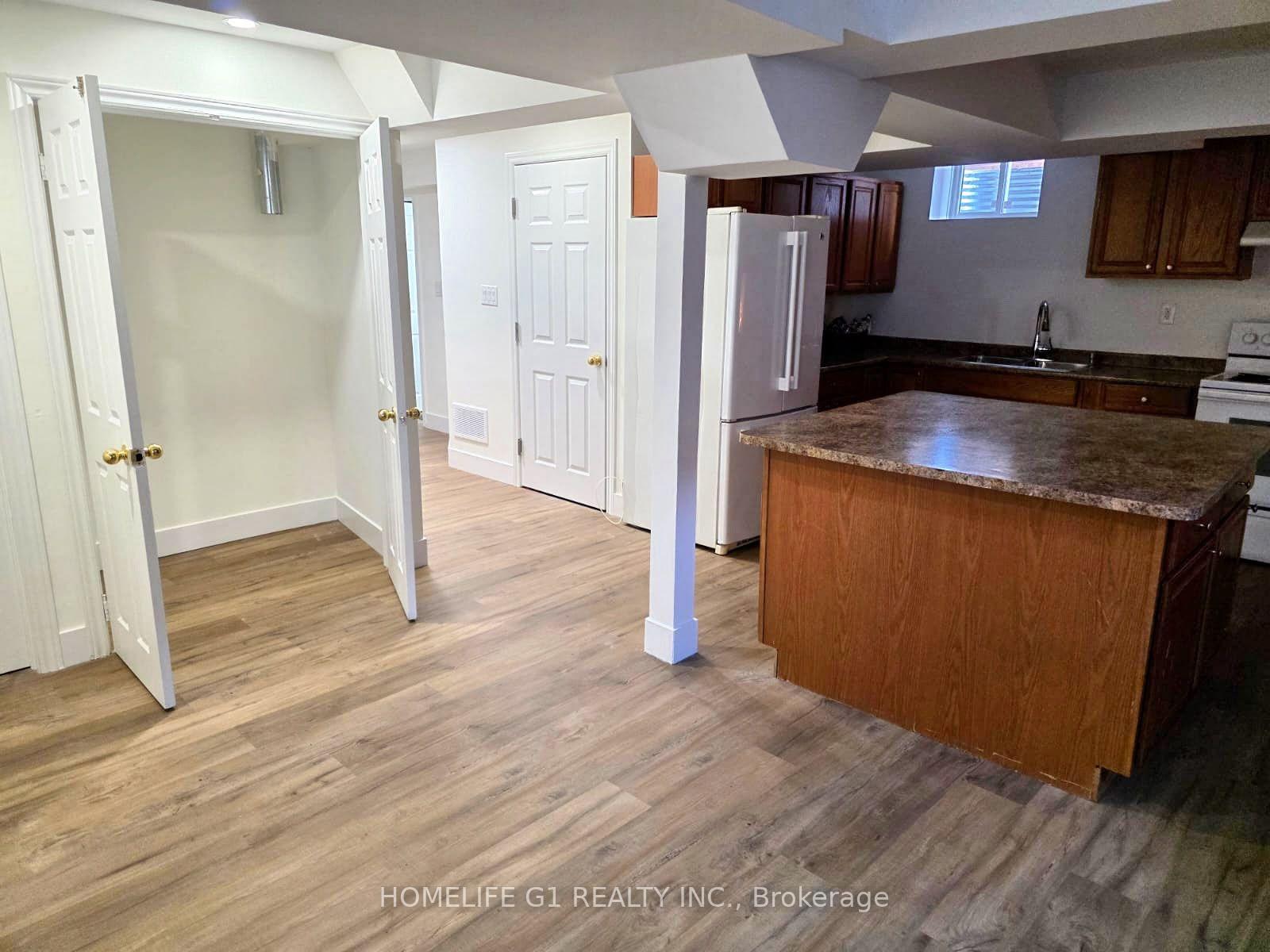 Photo 28 of 62 Dewside Drive, Brampton, Sandringham-Wellington — HOMEH