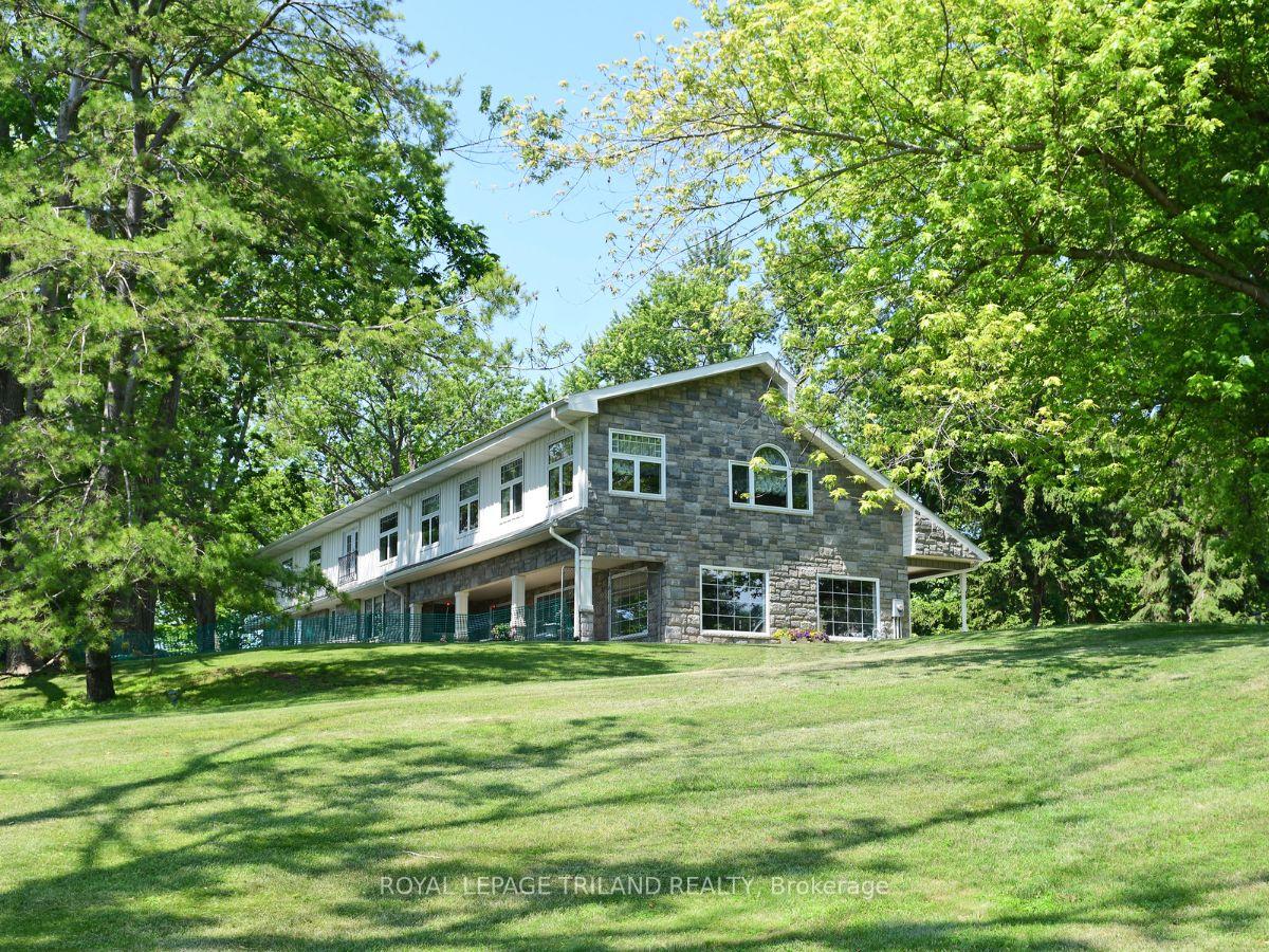 Photo 4 of 7570 Talbot Trail, Chatham-Kent, Blenheim — HOMEH
