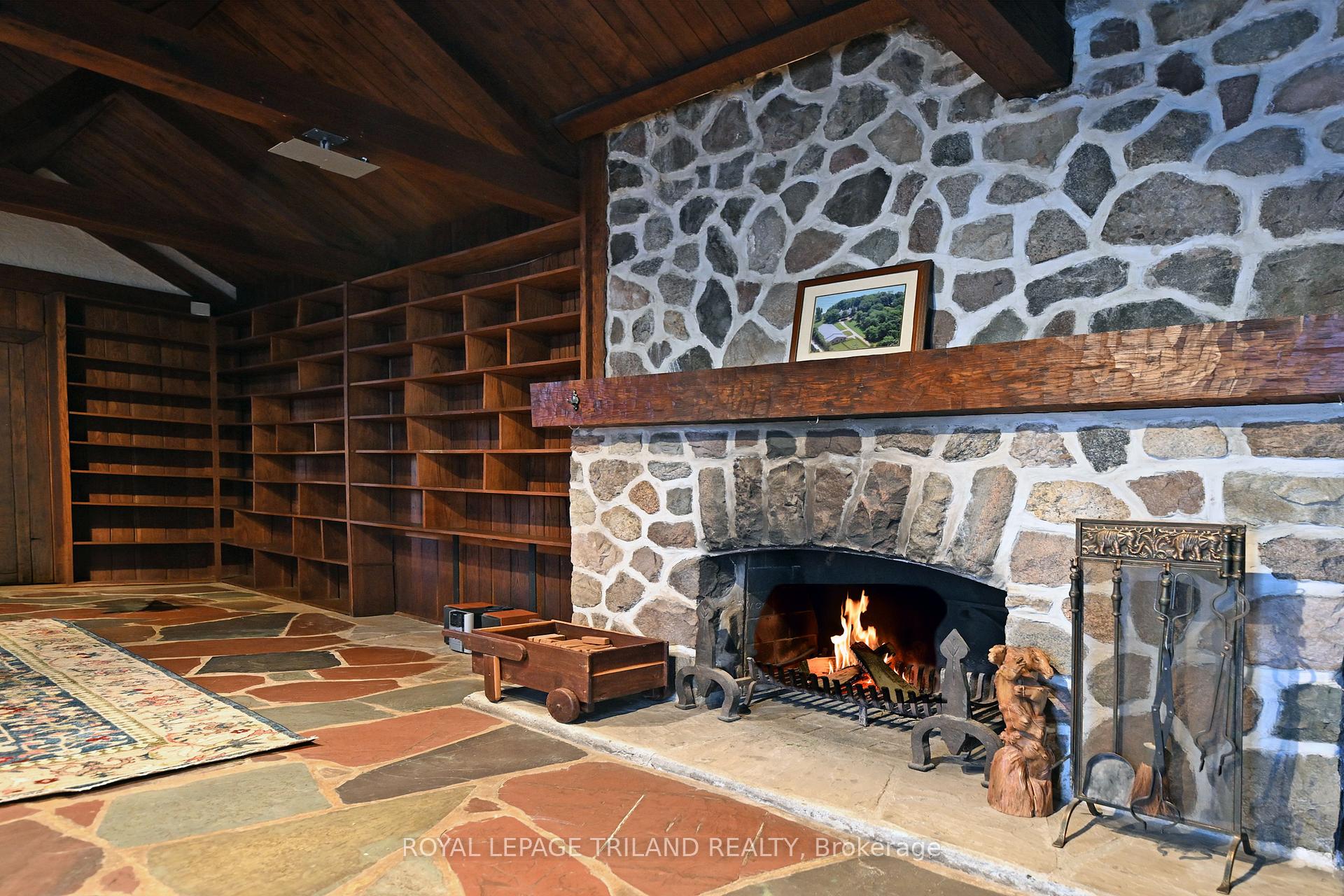 Photo 13 of 7570 Talbot Trail, Chatham-Kent, Blenheim — HOMEH