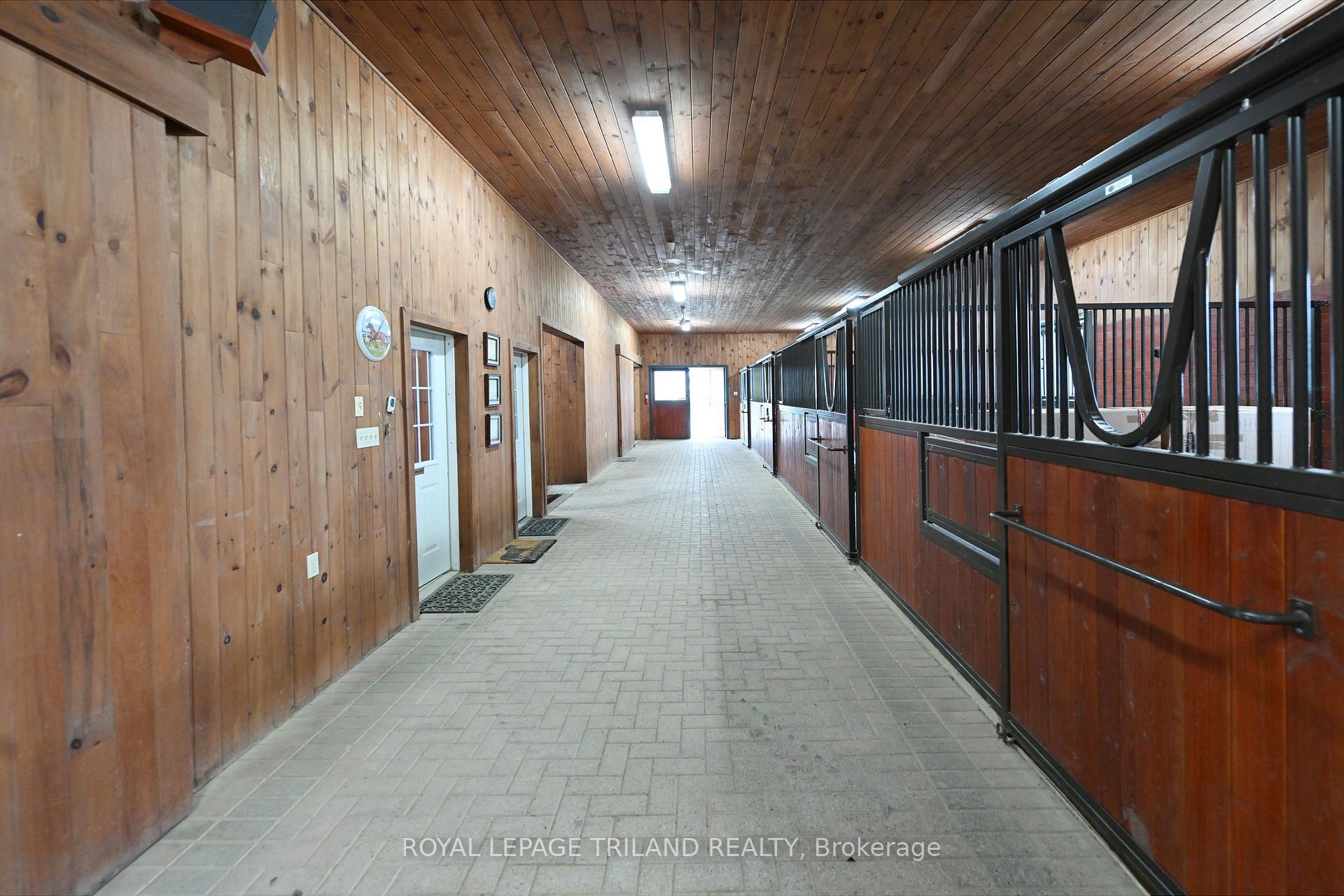 Photo 30 of 7570 Talbot Trail, Chatham-Kent, Blenheim — HOMEH