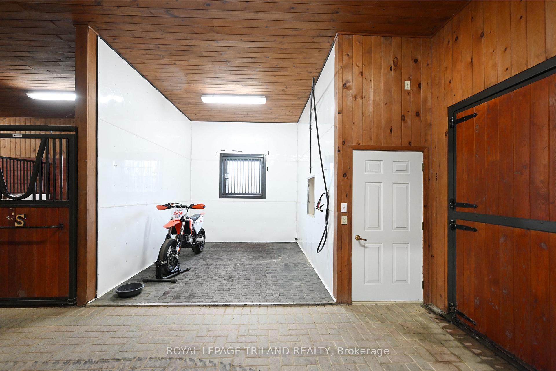 Photo 31 of 7570 Talbot Trail, Chatham-Kent, Blenheim — HOMEH