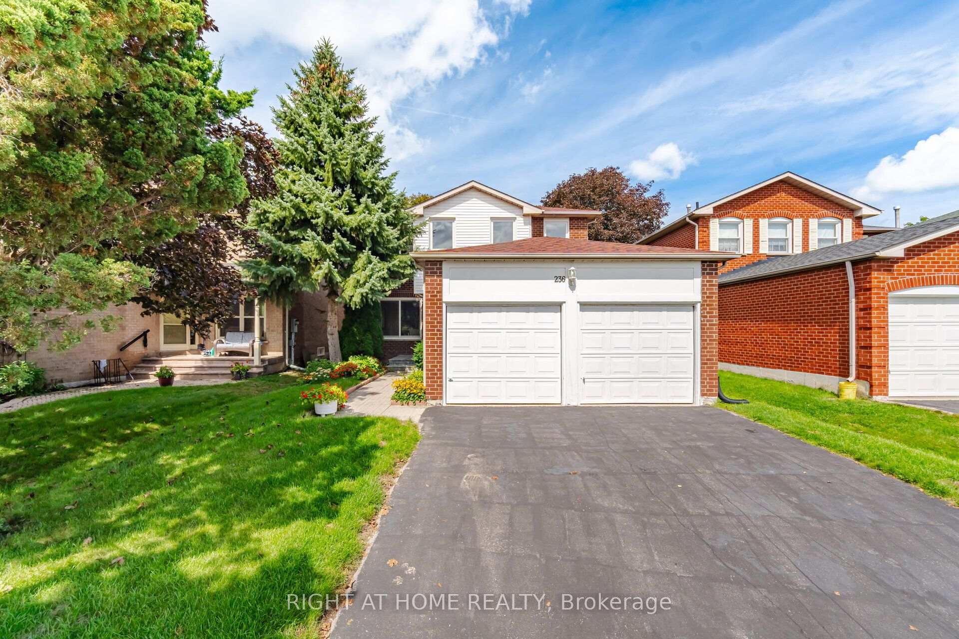 Photo 1 of 236 Austin Drive, Markham, Unionville — HOMEH