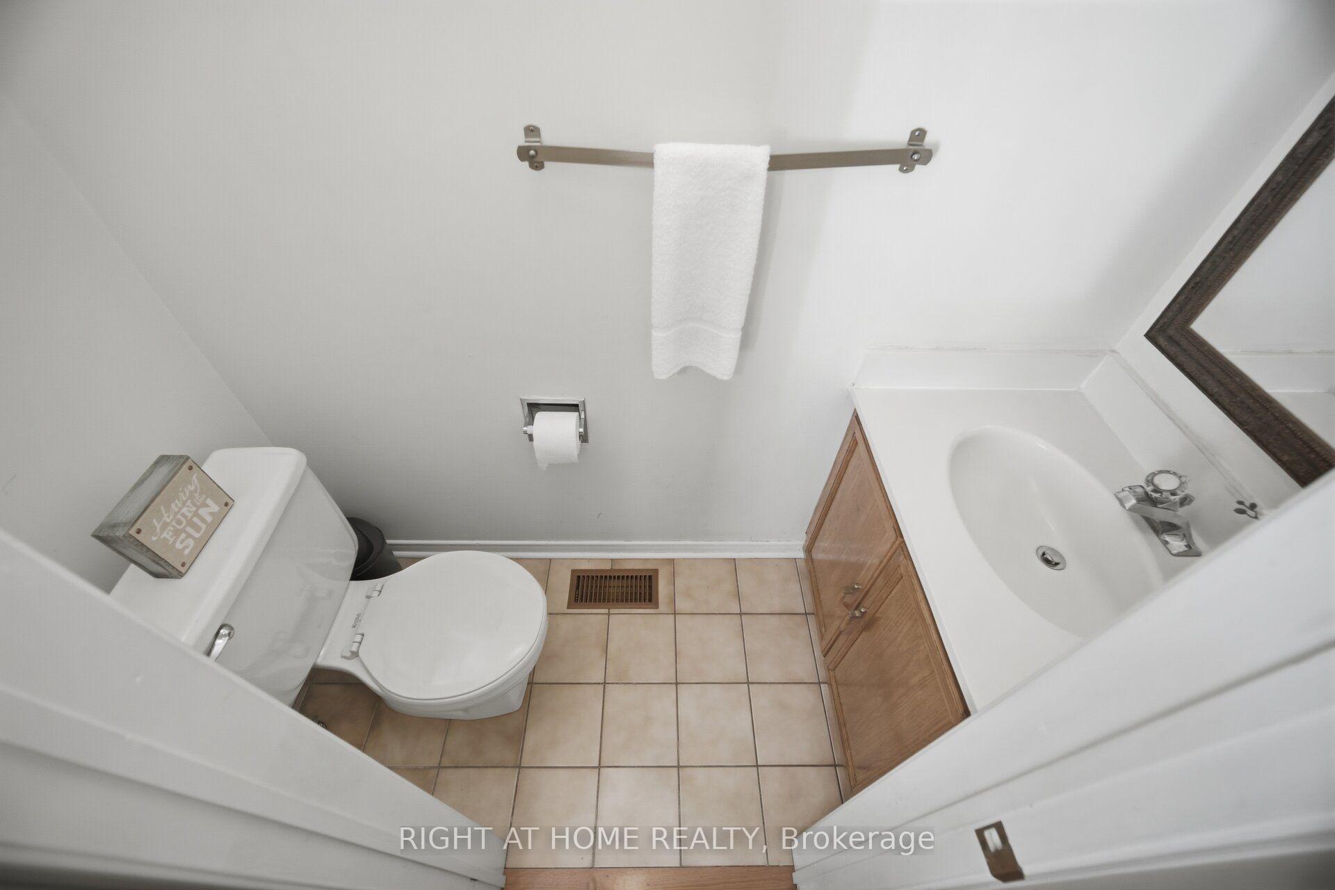 Photo 21 of 236 Austin Drive, Markham, Unionville — HOMEH
