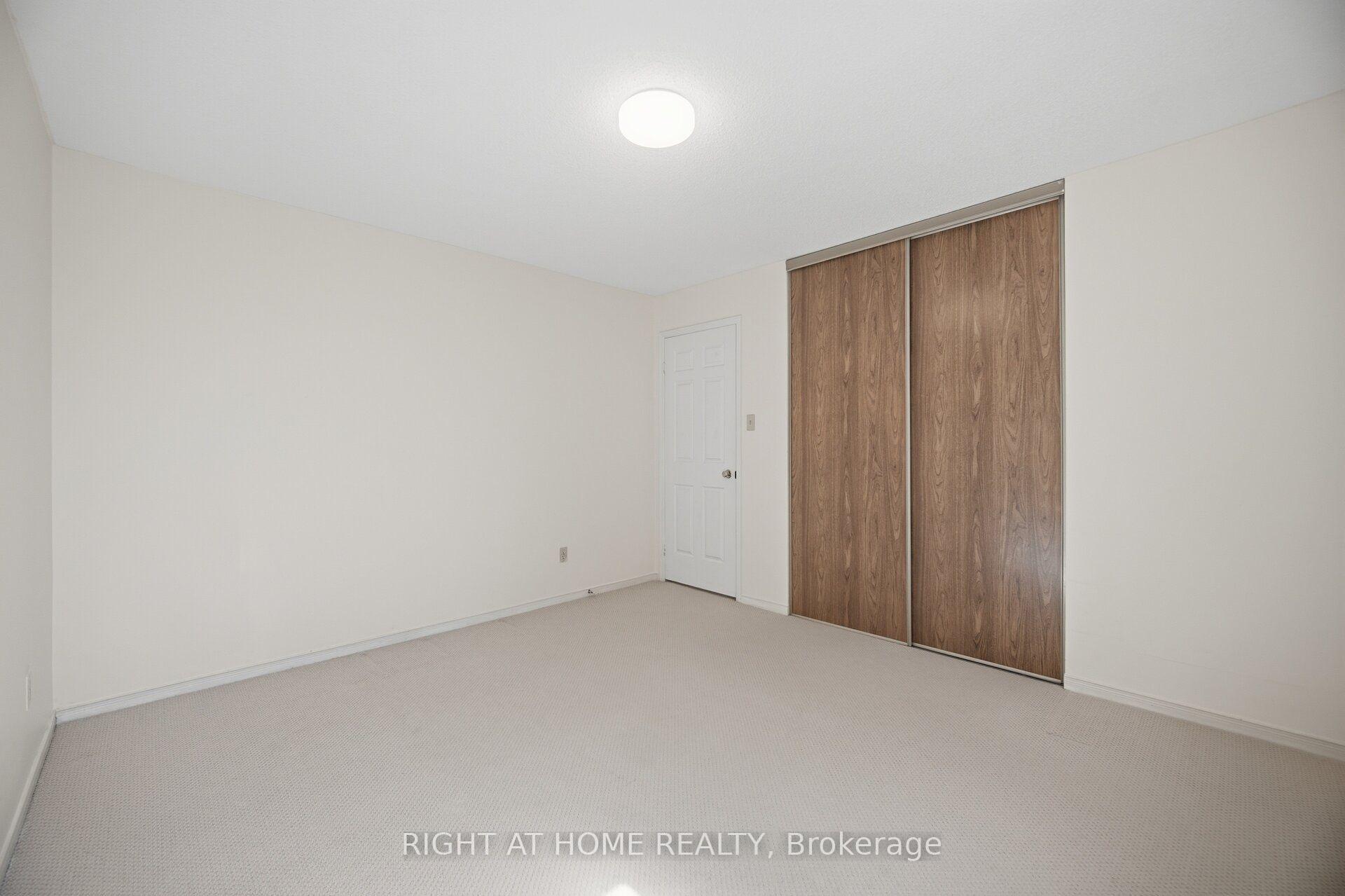 Photo 28 of 236 Austin Drive, Markham, Unionville — HOMEH