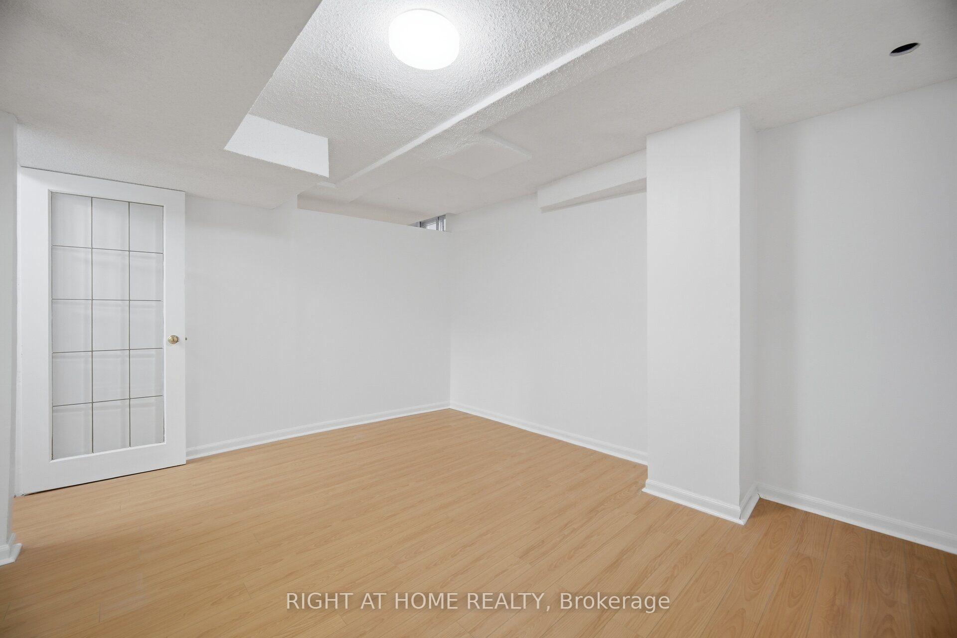 Photo 35 of 236 Austin Drive, Markham, Unionville — HOMEH