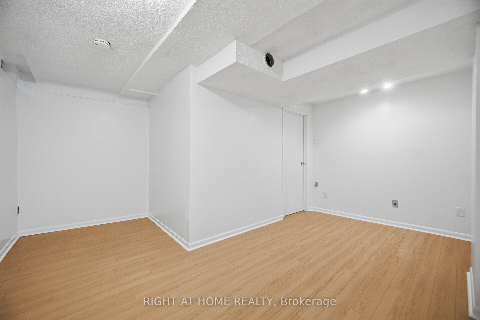 Photo 39 of 236 Austin Drive, Markham, Unionville — HOMEH