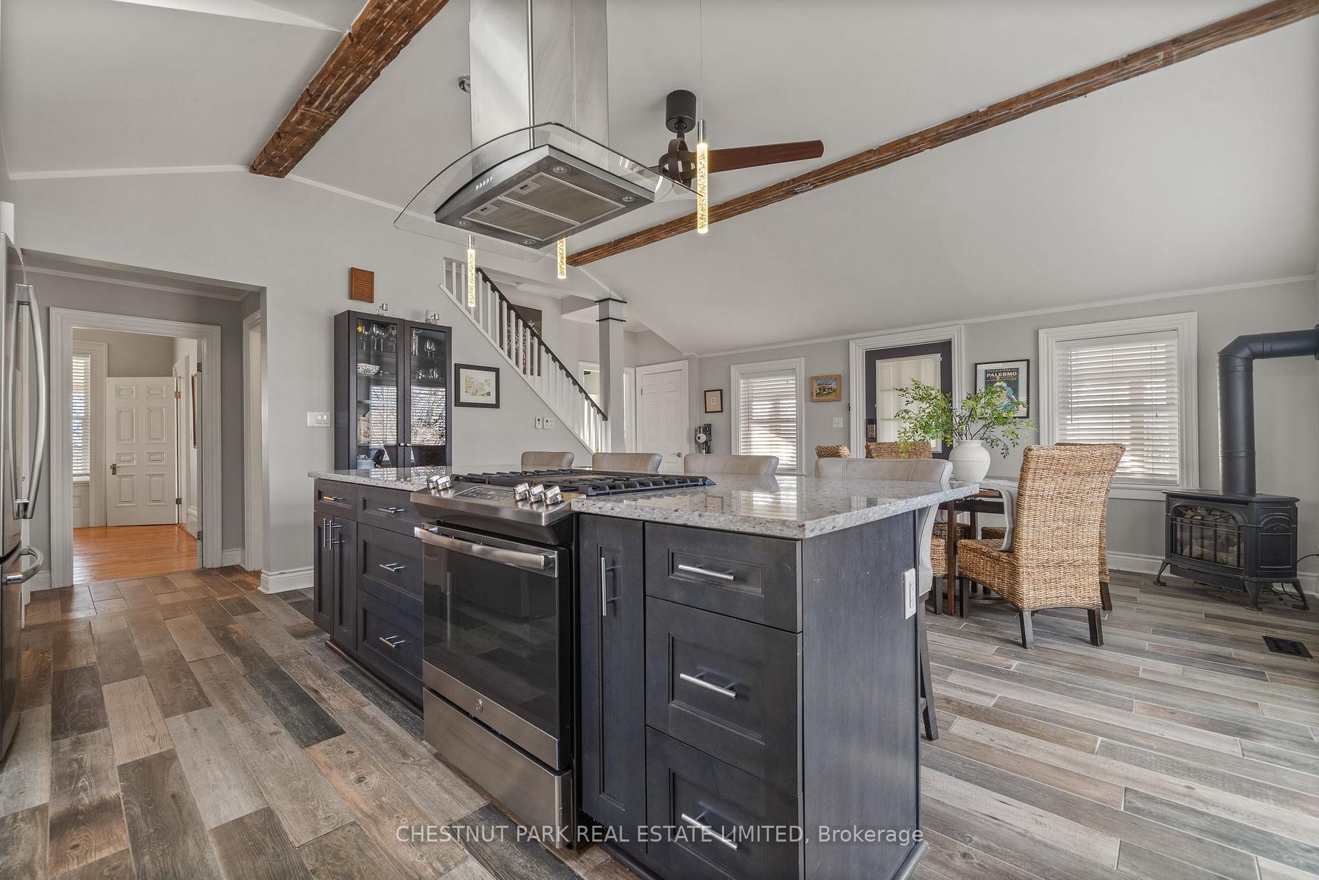 Photo 11 of 14782 Loyalist Parkway, Prince Edward County, Hallowell — HOMEH