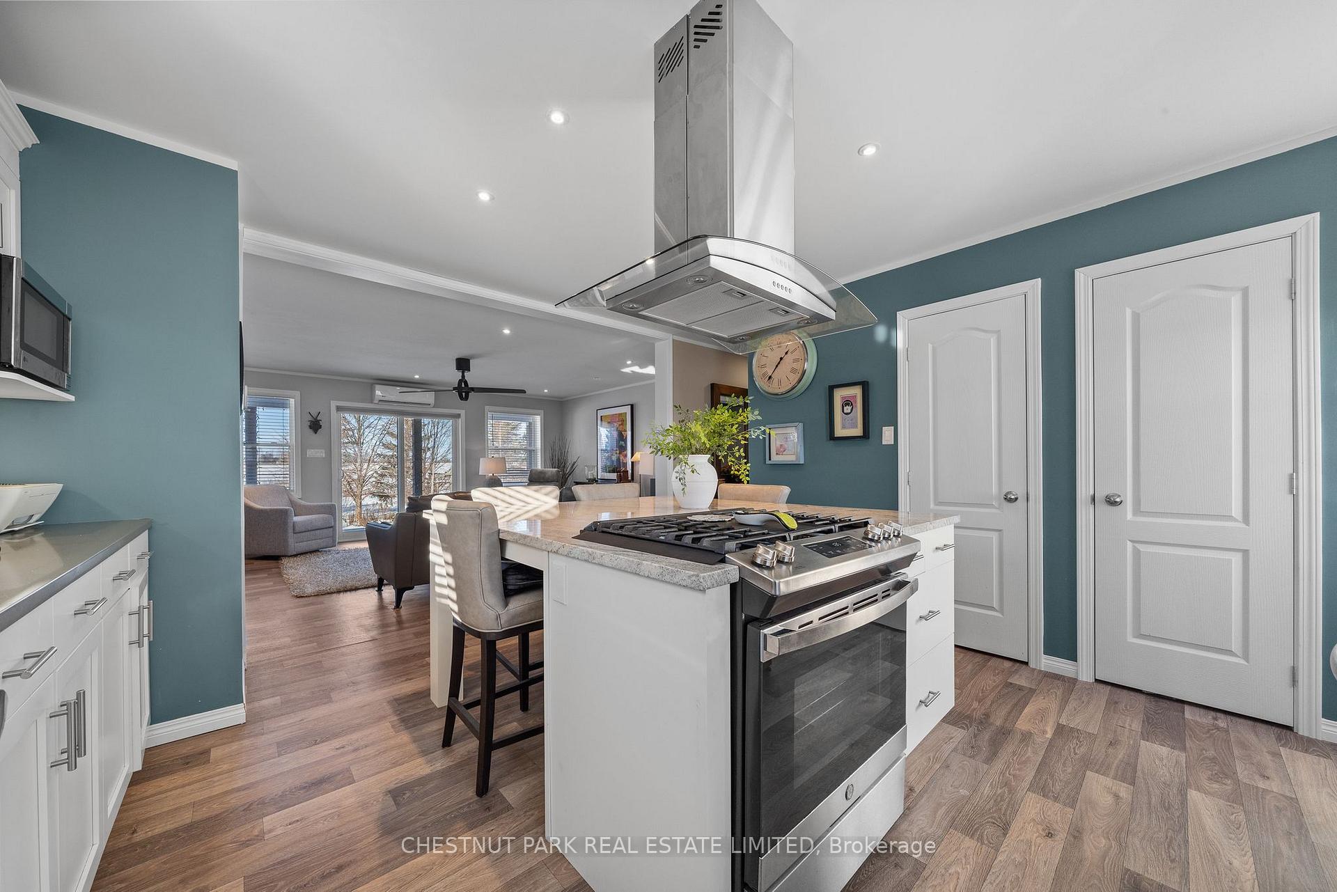 Photo 37 of 14782 Loyalist Parkway, Prince Edward County, Hallowell — HOMEH