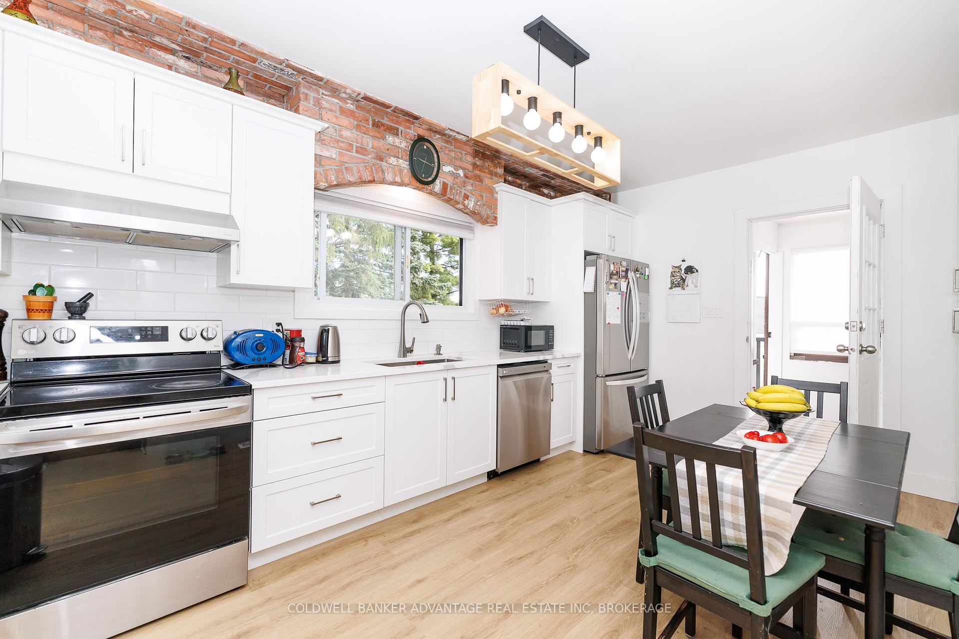 Photo 6 of 13 Duncan Street W, Welland, Lincoln/Crowland — HOMEH
