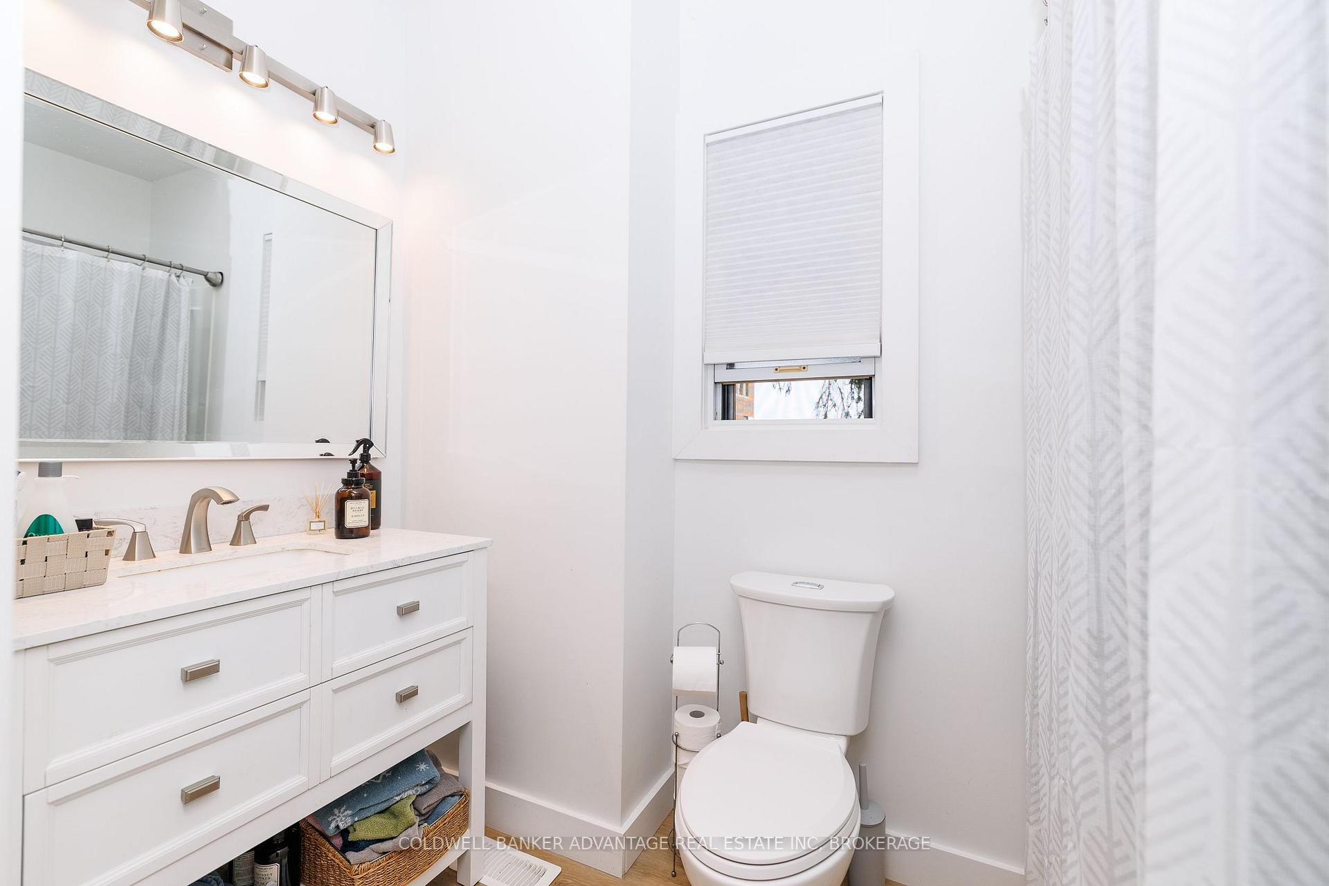Photo 10 of 13 Duncan Street W, Welland, Lincoln/Crowland — HOMEH