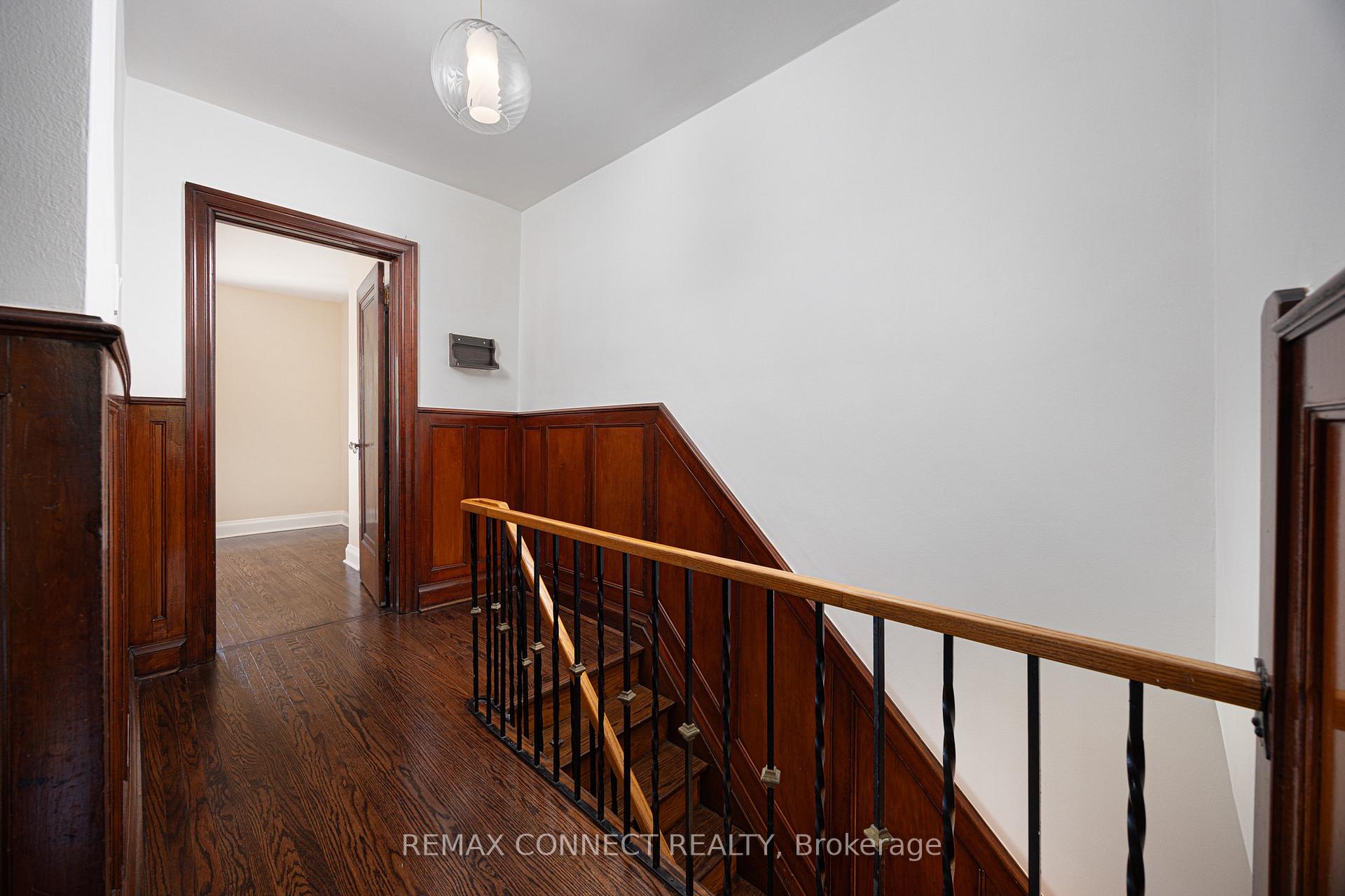 Photo 32 of 29 Denison Avenue, Toronto, Kensington-Chinatown — HOMEH