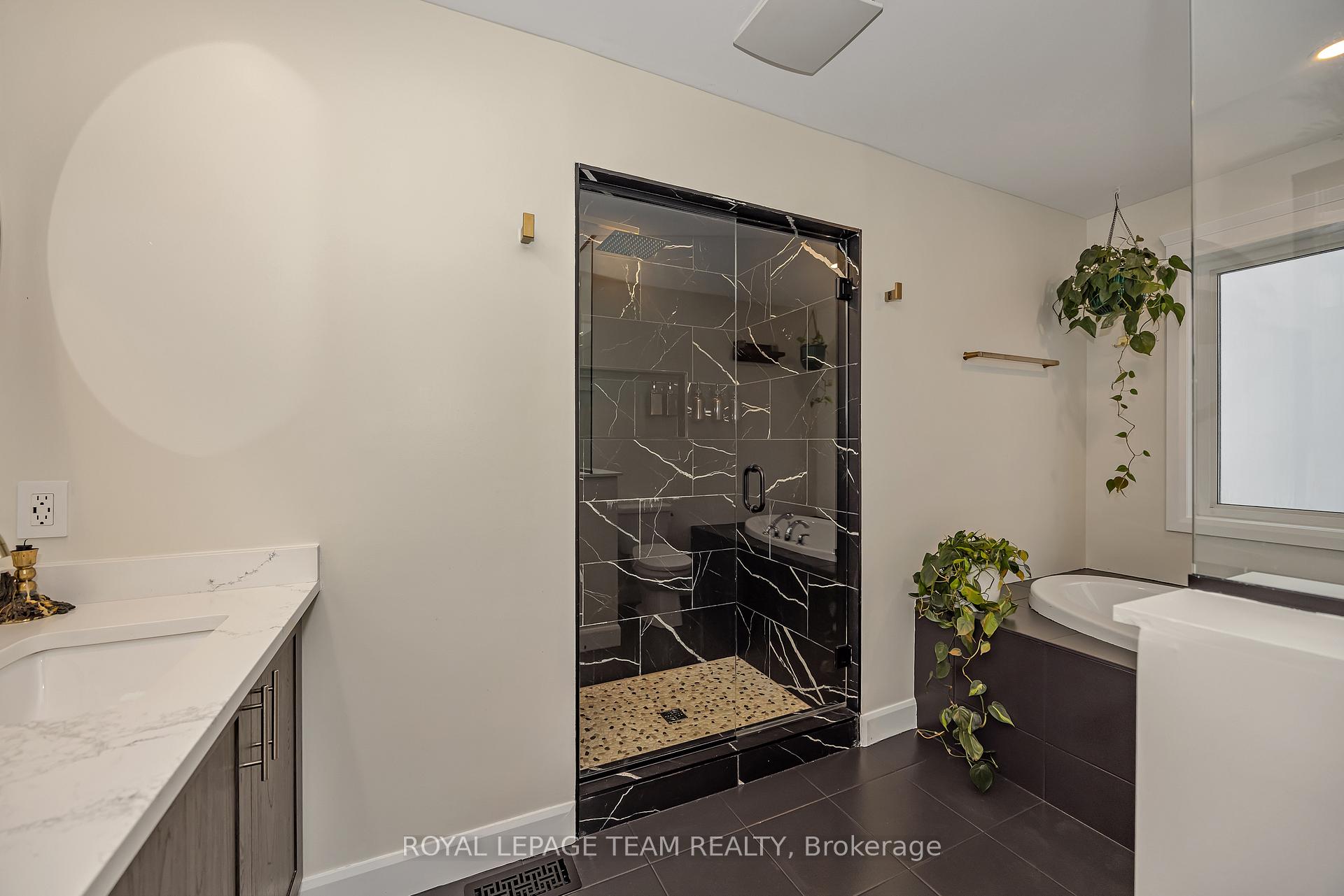 Photo 23 of 2842 Grand Canal Street, Ottawa, Barrhaven - Half Moon Bay — HOMEH