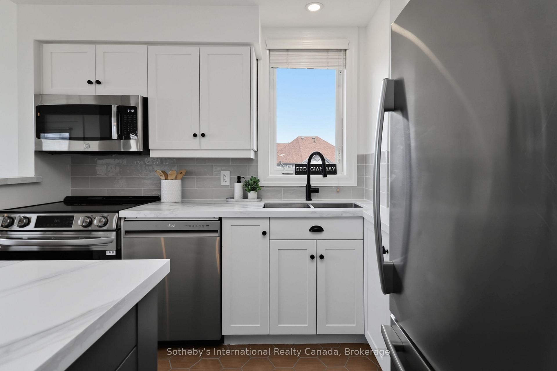 Photo 16 of Unit 3003, 750 Johnston Park Avenue, Collingwood — HOMEH