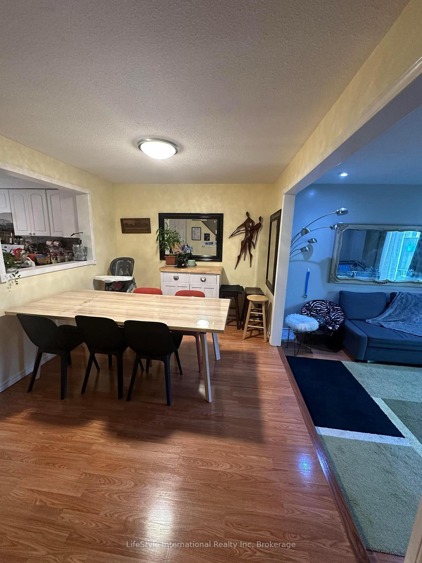 Photo 4 of Unit 4, 5982 Dunn Street, Niagara Falls, Arad/Fallsview — HOMEH